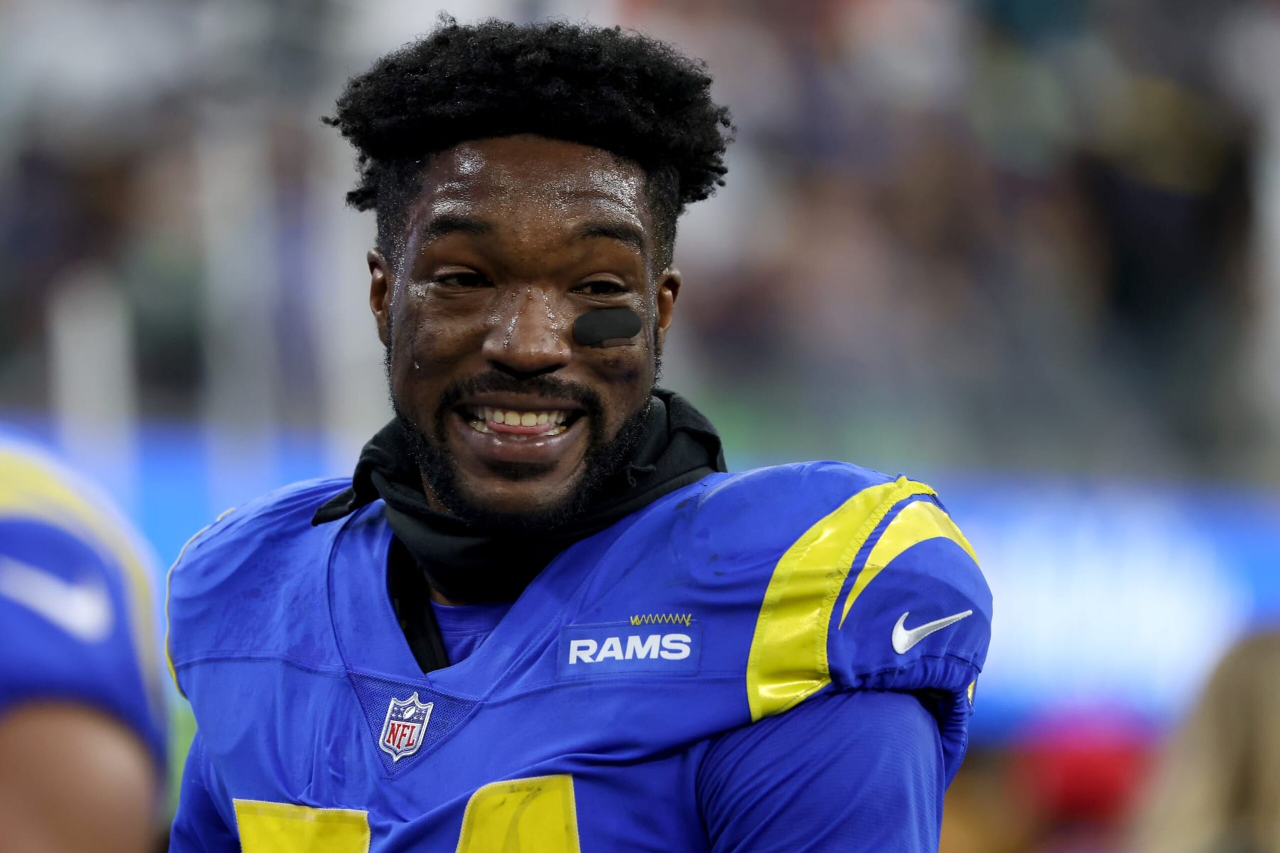 INGLEWOOD, CALIFORNIA - DECEMBER 25: Leonard Floyd #54 of the Los Angeles Rams reacts to a play during the fourth quarter against the Denver Broncos at SoFi Stadium on December 25, 2022 in Inglewood, California. (Photo by Katelyn Mulcahy/Getty Images) INGLEWOOD, CALIFORNIA - DECEMBER 25: Leonard Floyd #54 of the Los Angeles Rams reacts to a play during the fourth quarter against the Denver Broncos at SoFi Stadium on December 25, 2022 in Inglewood, California. (Photo by Katelyn Mulcahy/Getty Images)