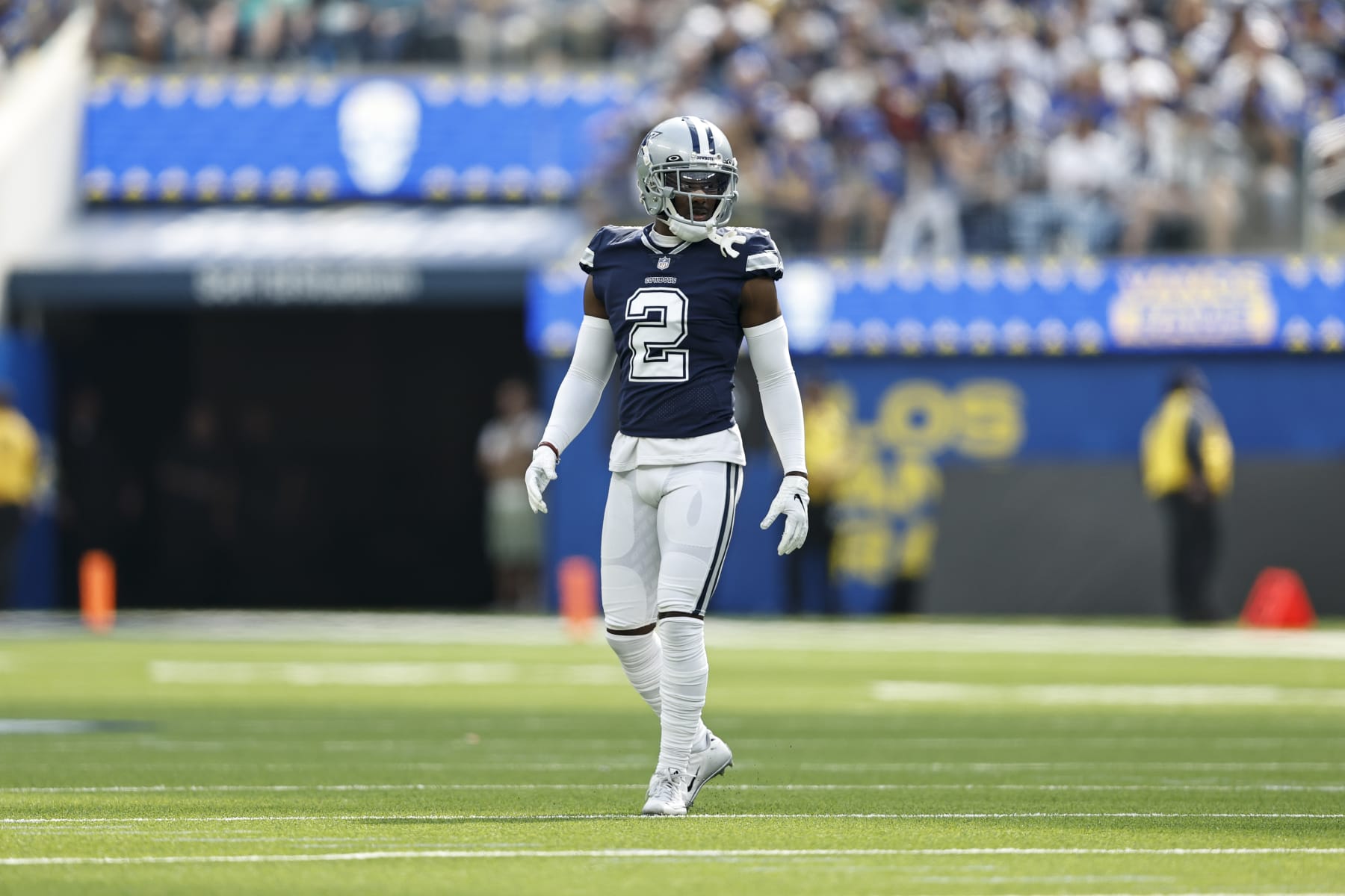 INGLEWOOD, CALIFORNIA - OCTOBER 09: Jourdan Lewis #2 of the Dallas Cowboys lines up during an NFL football game between the Los Angeles Rams and the Dallas Cowboys at SoFi Stadium on October 09, 2022 in Inglewood, California. (Photo by Michael Owens/Getty Images)