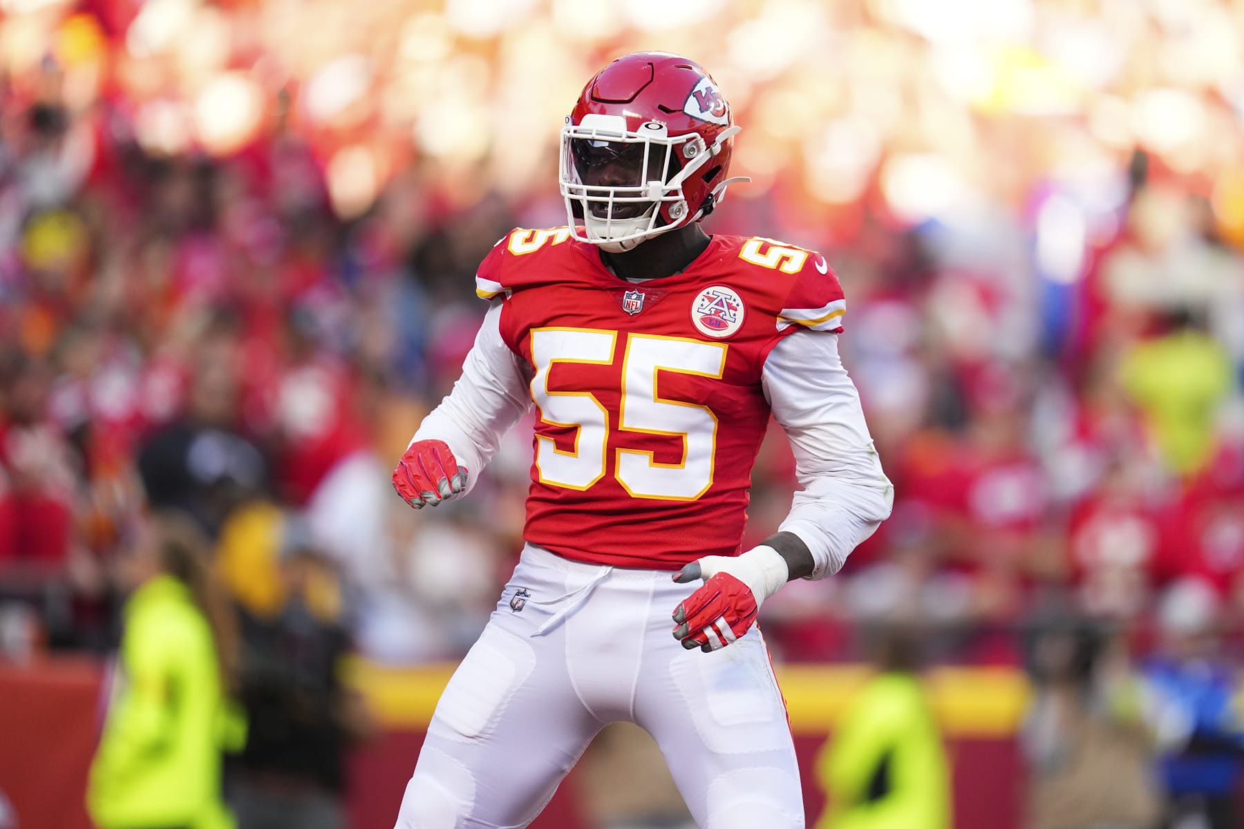 KANSAS CITY, MO - OCTOBER 16: Frank Clark #55 of the Kansas City Chiefs celebrates against the Buffalo Bills at GEHA Field at Arrowhead Stadium on October 16, 2022 in Kansas City, Missouri. (Photo by Cooper Neill/Getty Images)