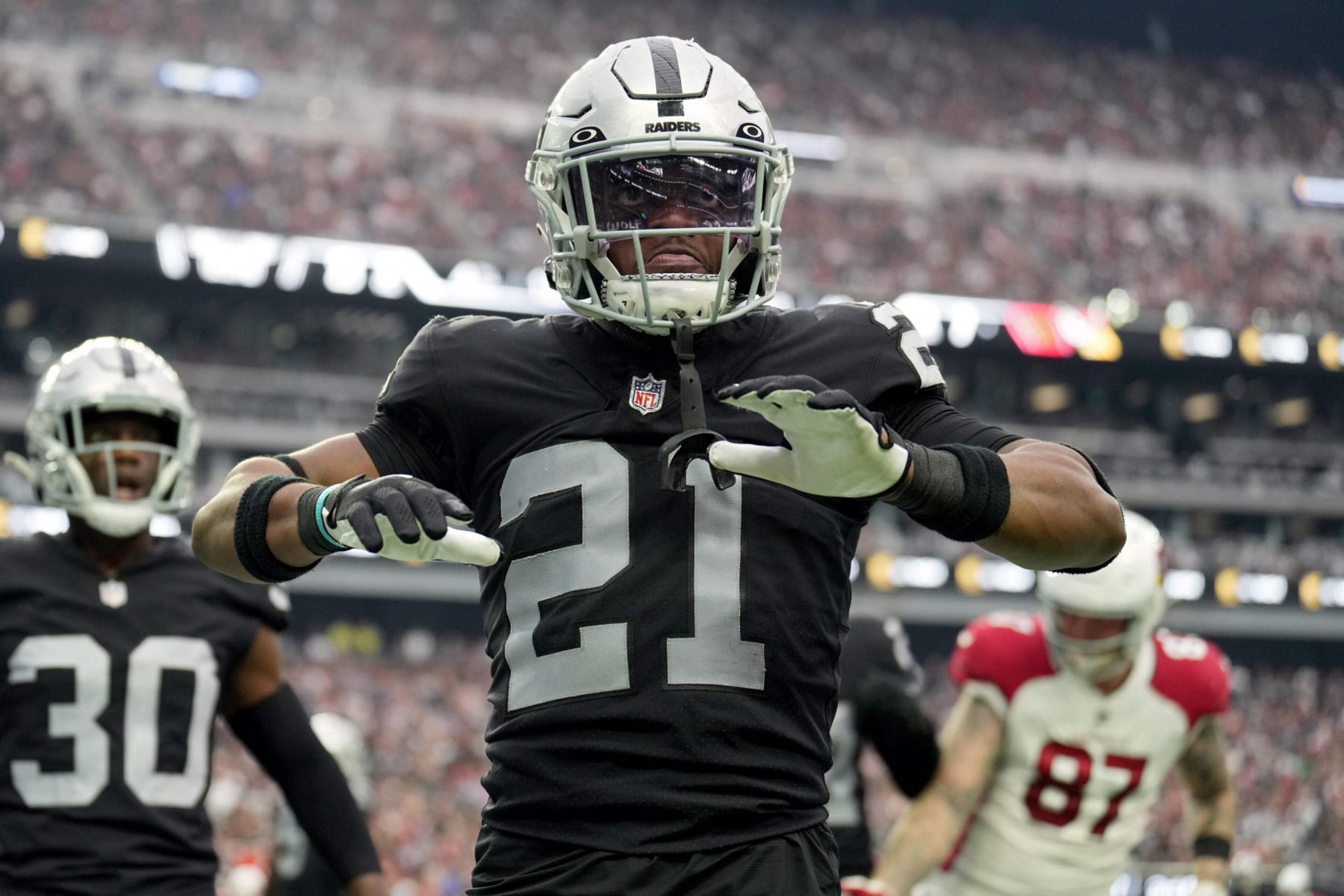 LAS VEGAS, NEVADA - SEPTEMBER 18: Amik Robertson #21 of the Las Vegas Raiders reacts after forcing an incomplete pass in the fourth quarter against the Arizona Cardinals at Allegiant Stadium on September 18, 2022 in Las Vegas, Nevada. (Photo by Chris Unger/Getty Images)