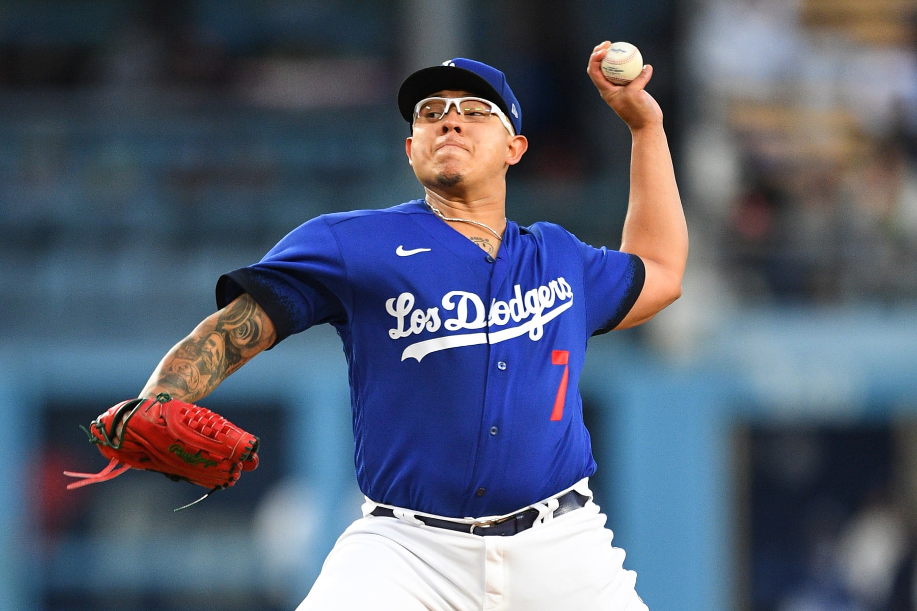 LOS ANGELES, CA - MAY 02: Los Angeles Dodgers pitcher Julio Urias (7) throws a pitch during the MLB game between the Philadelphia Phillies and the Los Angeles Dodgers on May 2, 2023 at Dodger Stadium in Los Angeles, CA. (Photo by Brian Rothmuller/Icon Sportswire via Getty Images)