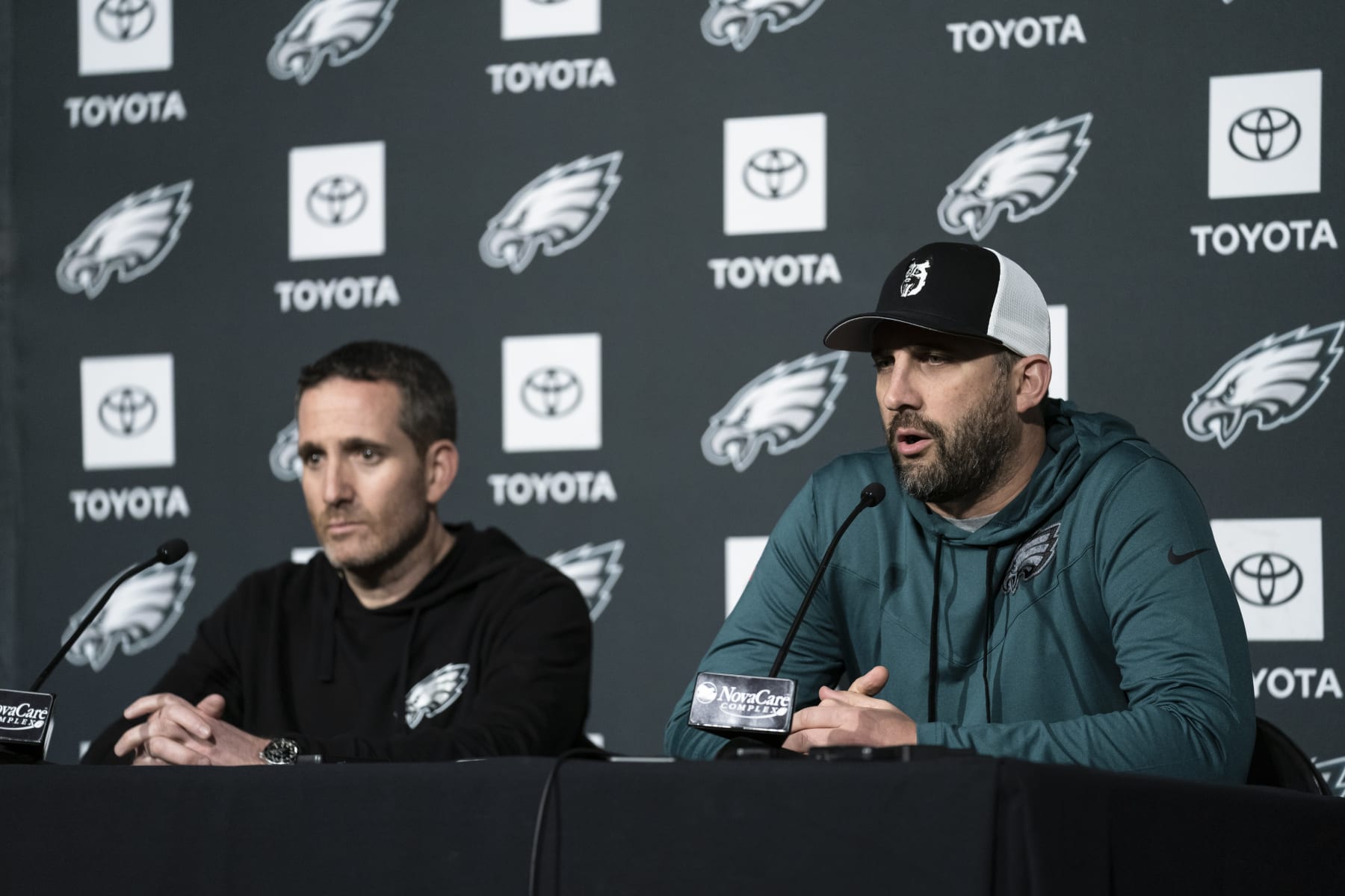 Eagles head coach Nick Sirianni (right) and general manager Howie Roseman