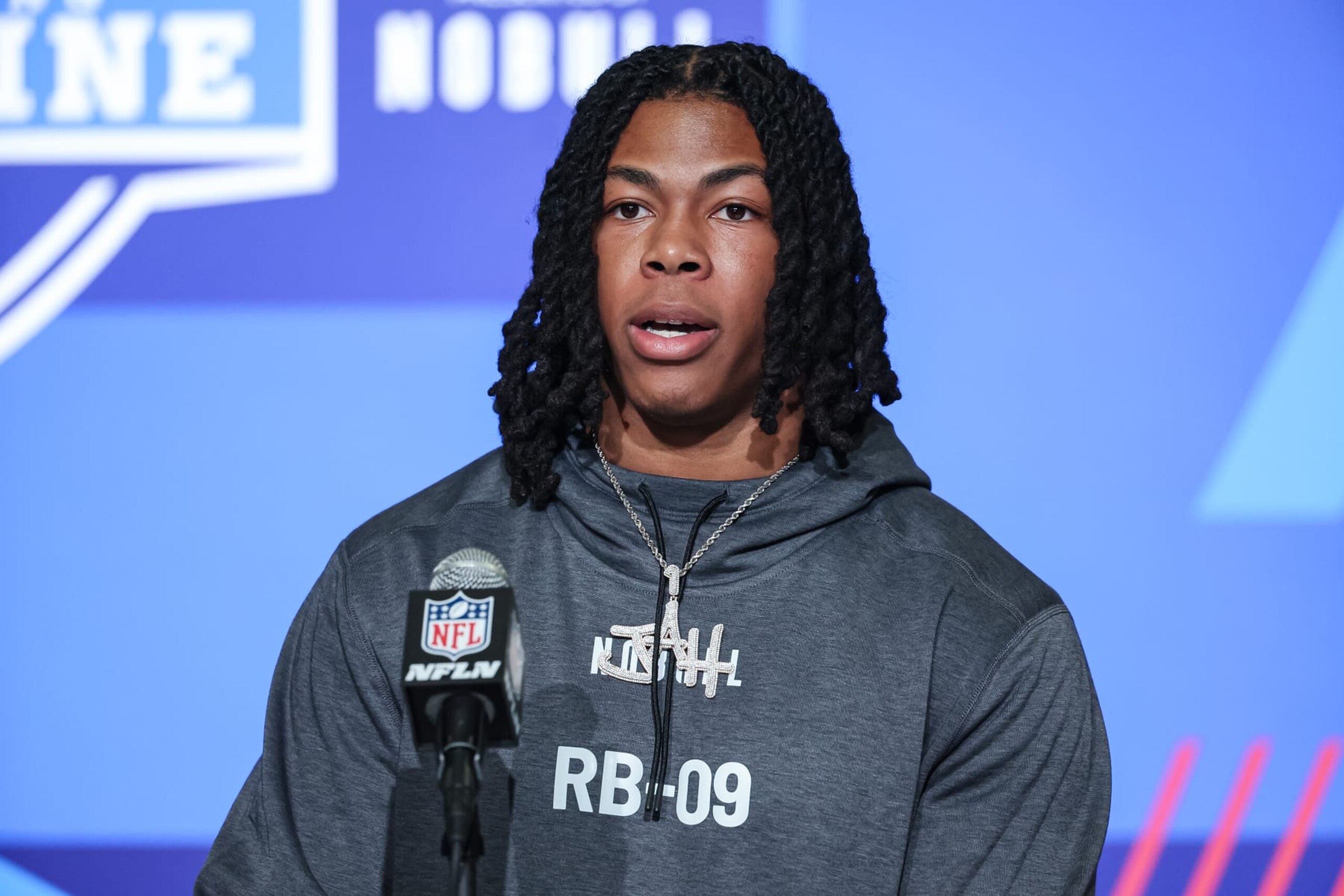 INDIANAPOLIS, IN - MARCH 04: Running back Jahmyr Gibbs of Alabama speaks to the media during the NFL Combine at Lucas Oil Stadium on March 4, 2023 in Indianapolis, Indiana. (Photo by Michael Hickey/Getty Images)