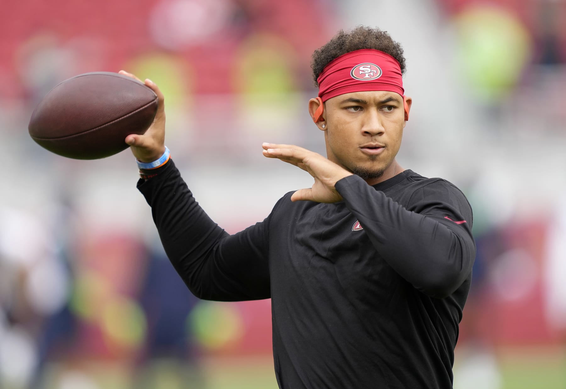SANTA CLARA, CALIFORNIA - SEPTEMBER 18: Trey Lance #5 of the San Francisco 49ers warms up before the game against the Seattle Seahawks at Levi's Stadium on September 18, 2022 in Santa Clara, California. (Photo by Thearon W. Henderson/Getty Images)