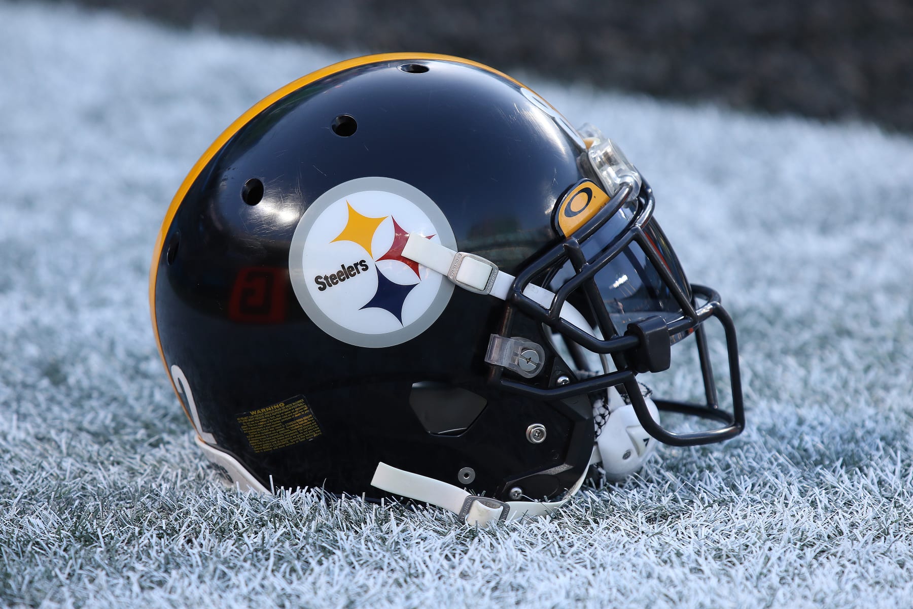 CHARLOTTE, NC - DECEMBER 18: Steelers helmet during an NFL football game between the Pittsburg Steelers and the Carolina Panthers on December 18, 2022 at Bank of America Stadium in Charlotte, N.C. (Photo by John Byrum/Icon Sportswire via Getty Images)