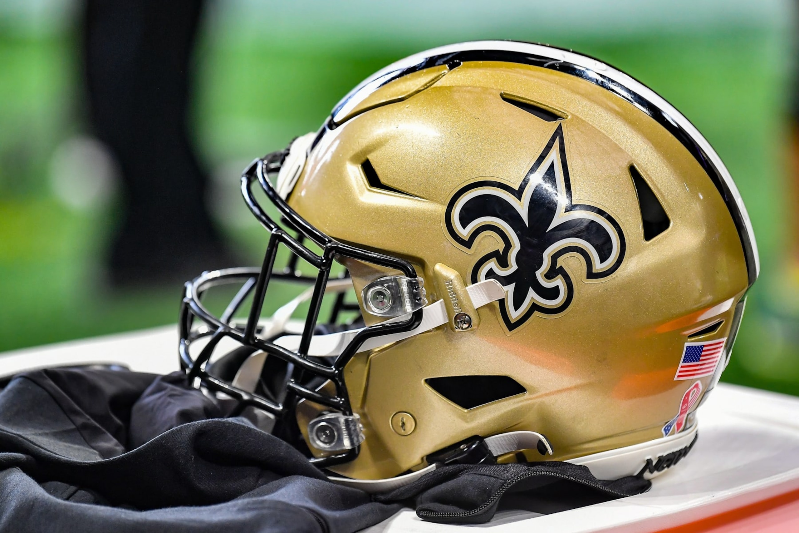ATLANTA, GA  SEPTEMBER 11:  A New Orleans football helmet during the NFL game between the New Orleans Saints and the Atlanta Falcons on September 11th, 2022 at Mercedes-Benz Stadium in Atlanta, GA.  (Photo by Rich von Biberstein/Icon Sportswire via Getty Images)