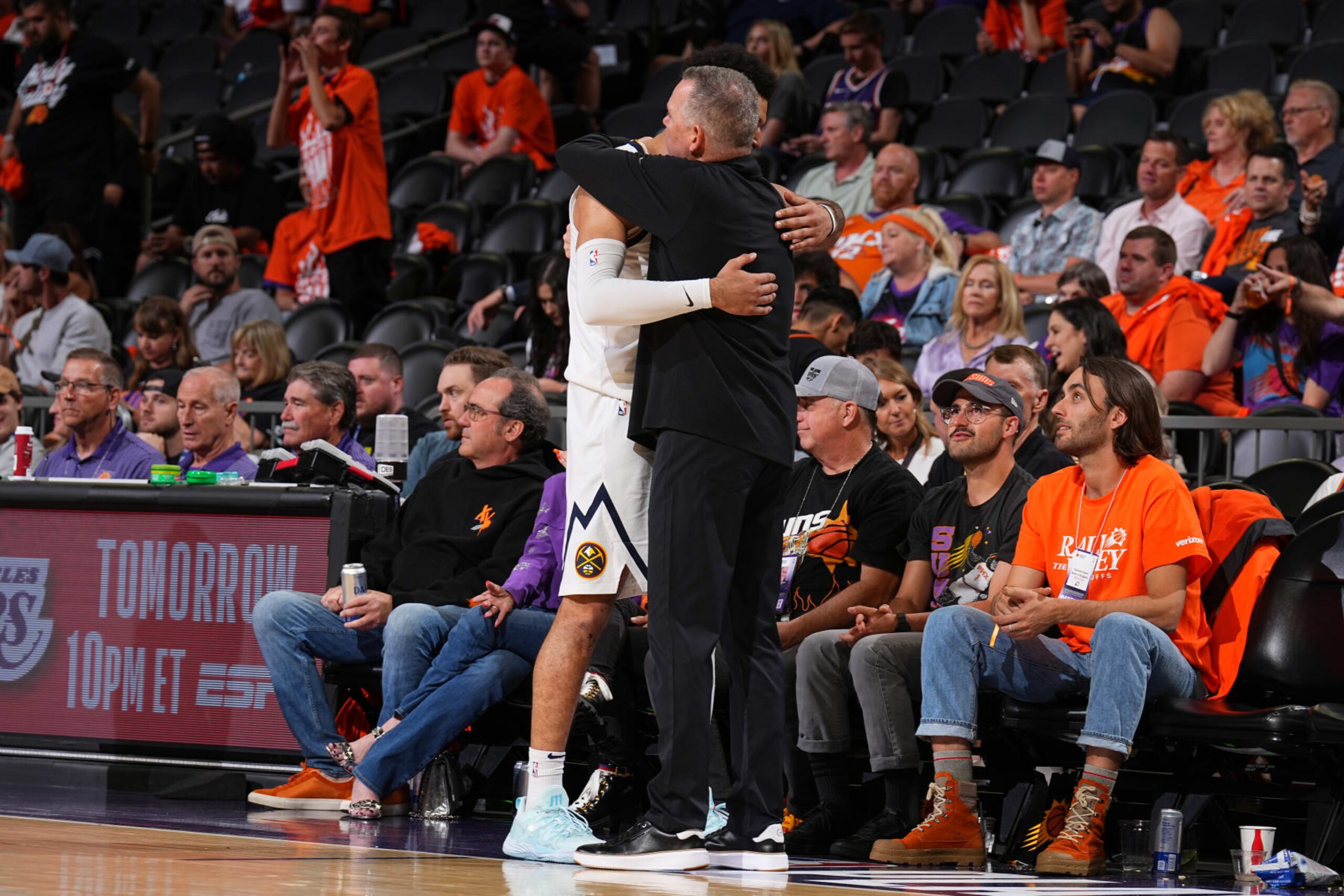 PHOENIX, AZ - MAY 11: Jamal Murray #27 and Head Coach Michael Malone of the Denver Nuggets during Game Six of the Western Conference Semi-Finals of the 2023 NBA Playoffs against the Phoenix Suns on May 11, 2023 at Footprint Center in Phoenix, Arizona. NOTE TO USER: User expressly acknowledges and agrees that, by downloading and or using this photograph, user is consenting to the terms and conditions of the Getty Images License Agreement. Mandatory Copyright Notice: Copyright 2023 NBAE (Photo by Garrett Ellwood/NBAE via Getty Images)