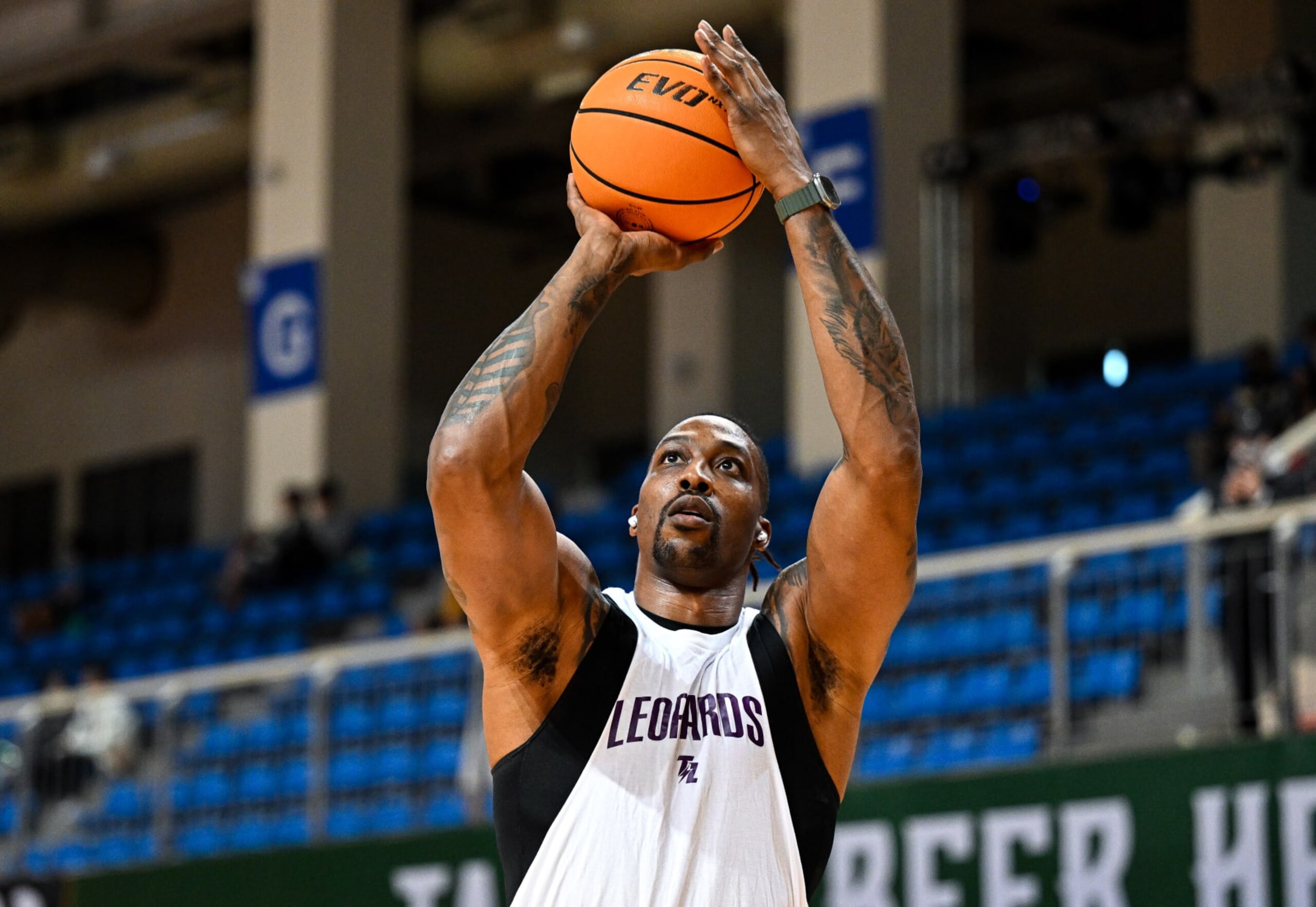 TAIPEI, TAIWAN - FEBRUARY 19: Dwight Howard #12 of the Taoyuan Leopards warms up prior to the T1 League game between TaiwanBeer HeroBears and Taoyuan Leopards at University of Taipei Tianmu Gymnasium on February 19, 2023 in Taipei, Taiwan. (Photo by Gene Wang/Getty Images) TAIPEI, TAIWAN - FEBRUARY 19: Dwight Howard #12 of the Taoyuan Leopards warms up prior to the T1 League game between TaiwanBeer HeroBears and Taoyuan Leopards at University of Taipei Tianmu Gymnasium on February 19, 2023 in Taipei, Taiwan. (Photo by Gene Wang/Getty Images)