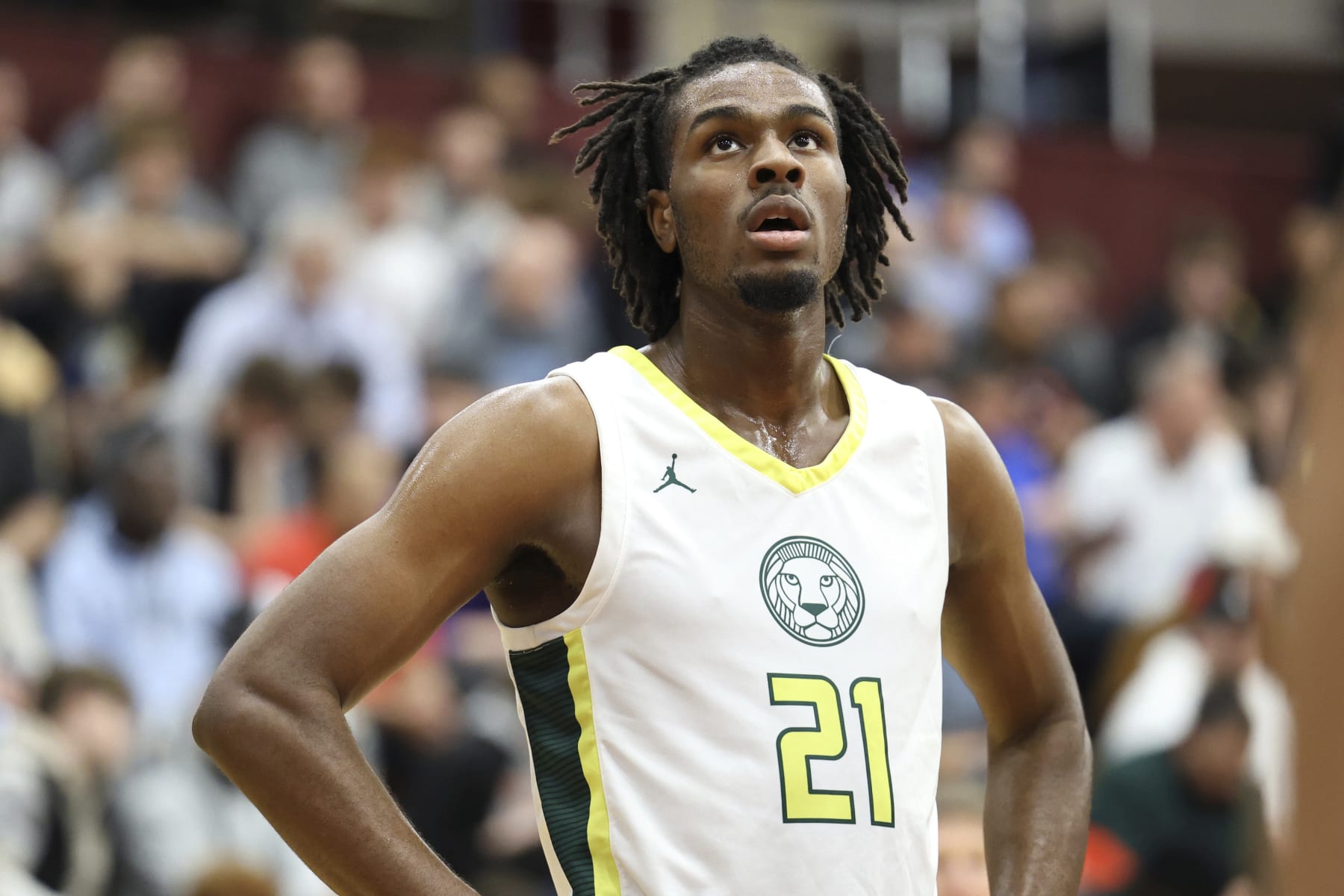 Roselle Catholic's Mackenzie Mgbako #21 is seen against Paul VI during a high school basketball game at the Hoophall Classic, Sunday, January 15, 2023, in Springfield, MA. (AP Photo/Gregory Payan)