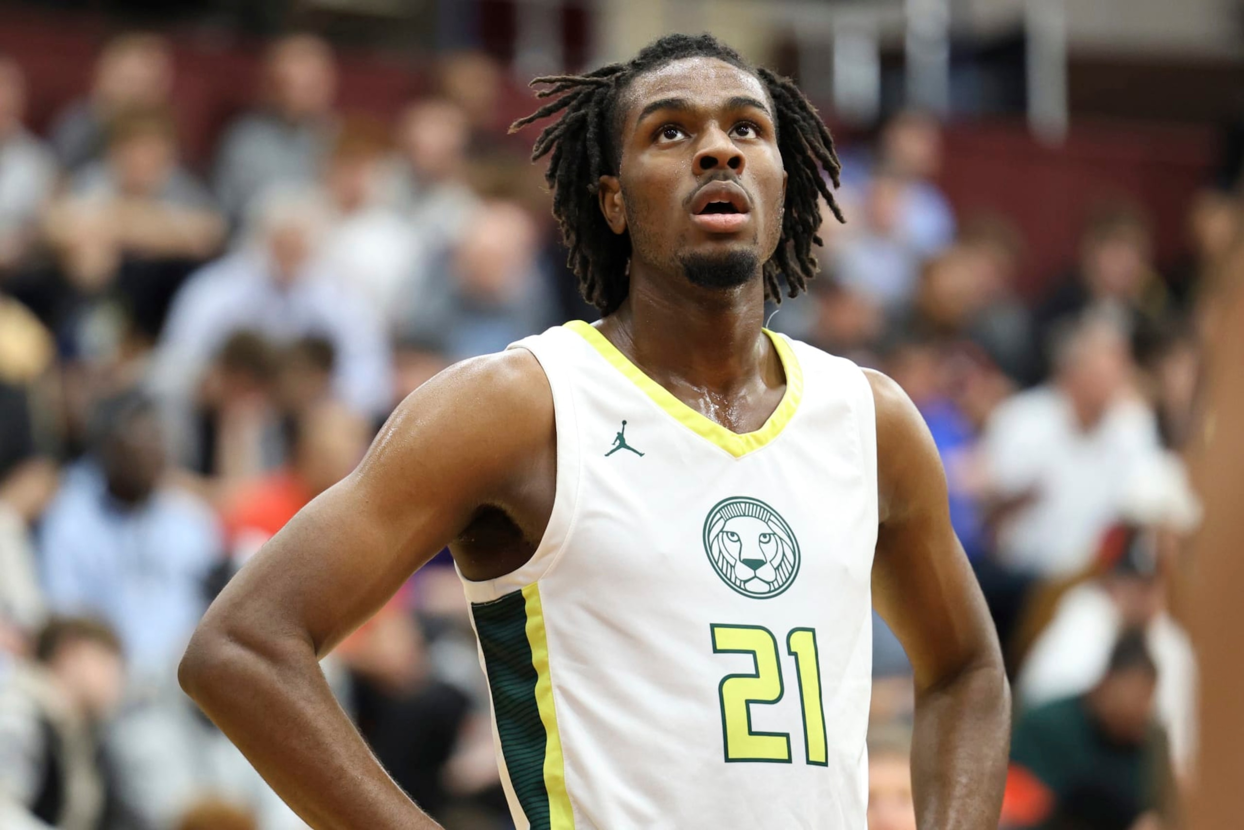 Roselle Catholic's Mackenzie Mgbako #21 is seen against Paul VI during a high school basketball game at the Hoophall Classic, Sunday, January 15, 2023, in Springfield, MA. (AP Photo/Gregory Payan)