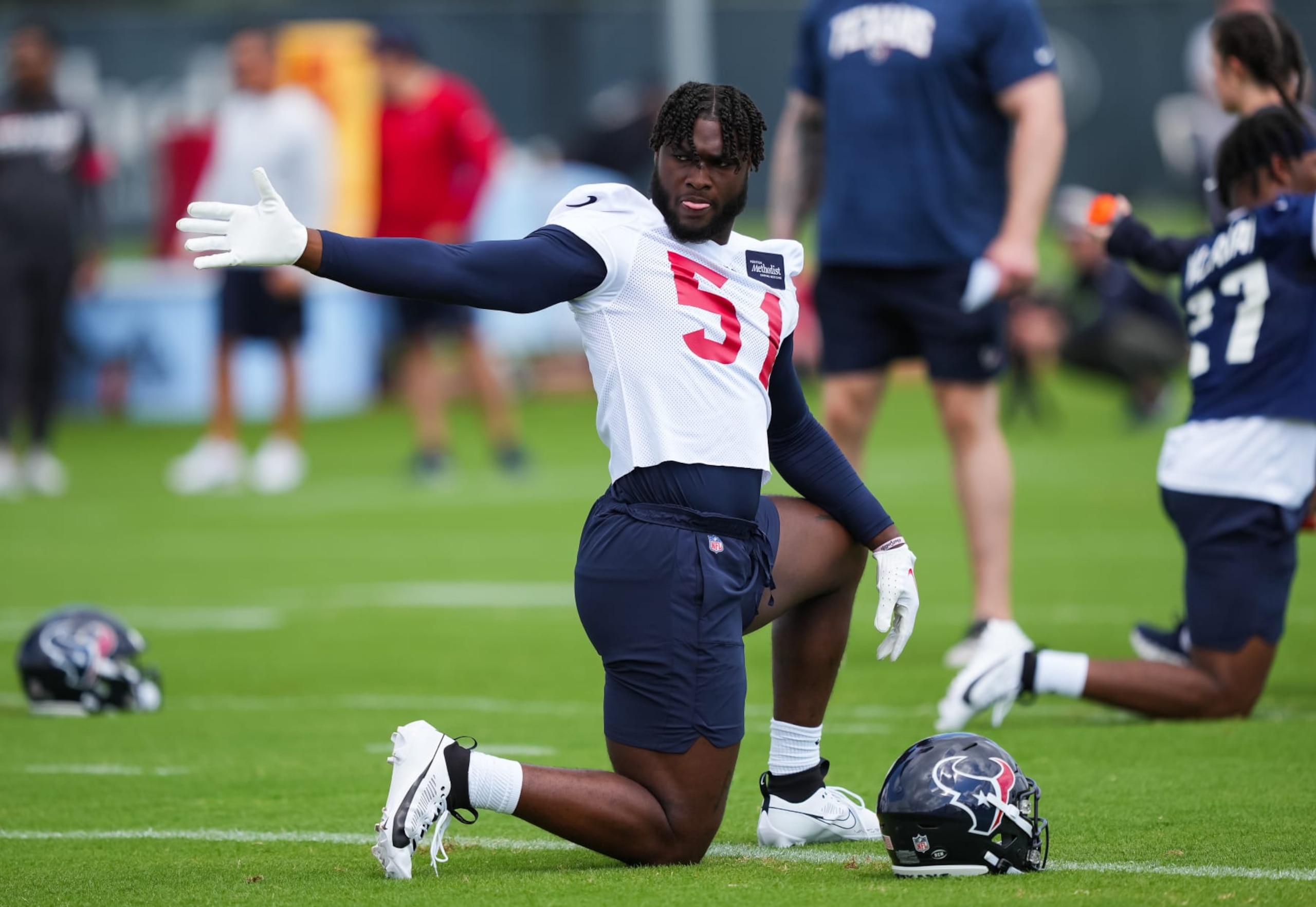 HOUSTON, TEXAS - MAY 12: Linebacker Will Anderson Jr. #51 of the Houston Texans warms up during the first day of Houston Texans Rookie Minicamp at NRG Stadium on May 12, 2023 in Houston, Texas. (Photo by Alex Bierens de Haan/Getty Images) HOUSTON, TEXAS - MAY 12: Linebacker Will Anderson Jr. #51 of the Houston Texans warms up during the first day of Houston Texans Rookie Minicamp at NRG Stadium on May 12, 2023 in Houston, Texas. (Photo by Alex Bierens de Haan/Getty Images)