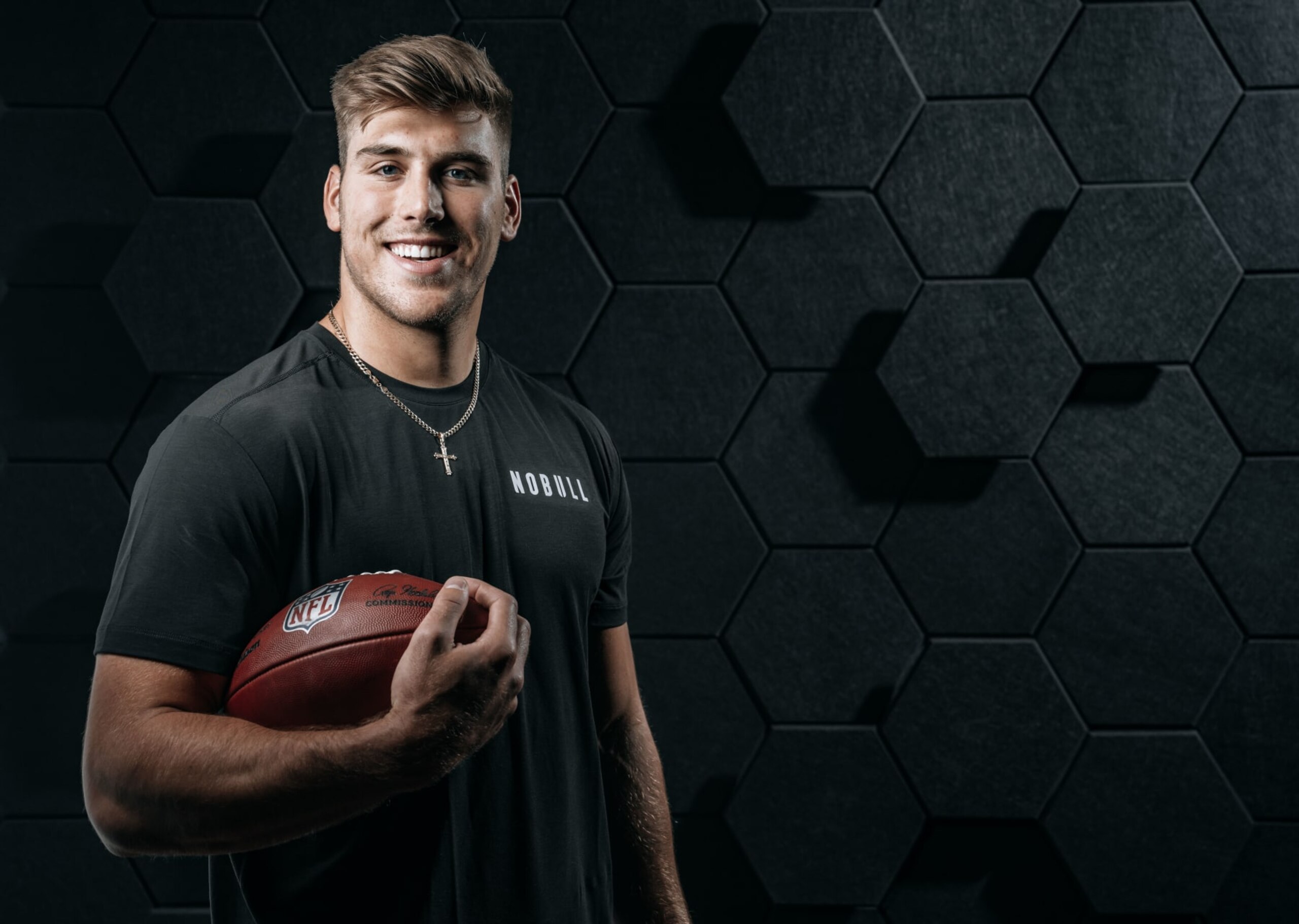 Packers edge Lukas Van Ness