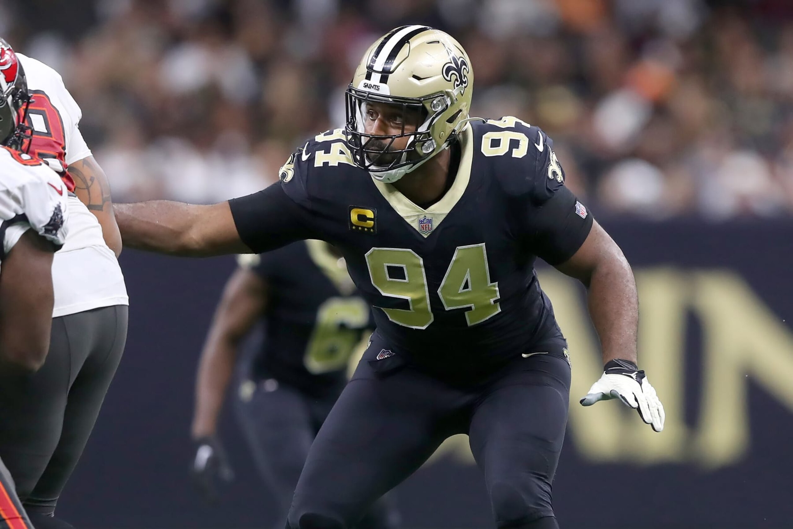 NEW ORLEANS, LA - SEPTEMBER 18: New Orleans Saints Cameron Jordan (94) rushes the passer during the Tampa Bay Buccaneers-New Orleans Saints regular season game on September 18, 2022 at Caesars Superdome in New Orleans, LA. (Photo by Cliff Welch/Icon Sportswire via Getty Images) NEW ORLEANS, LA - SEPTEMBER 18: New Orleans Saints Cameron Jordan (94) rushes the passer during the Tampa Bay Buccaneers-New Orleans Saints regular season game on September 18, 2022 at Caesars Superdome in New Orleans, LA. (Photo by Cliff Welch/Icon Sportswire via Getty Images)