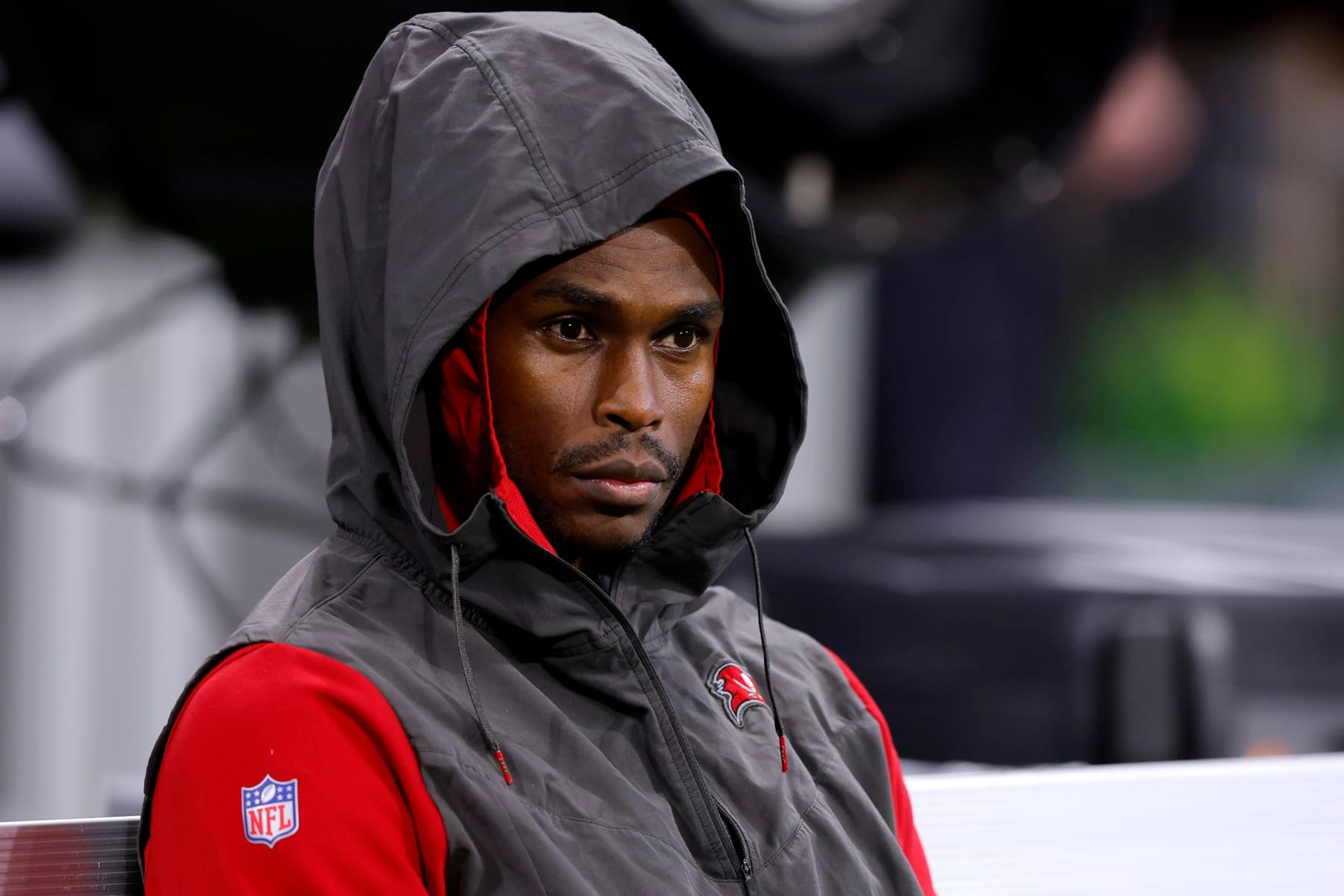 ATLANTA, GEORGIA - JANUARY 08: Julio Jones #6 of the Tampa Bay Buccaneers looks on prior to the game against the Atlanta Falcons at Mercedes-Benz Stadium on January 08, 2023 in Atlanta, Georgia. (Photo by Todd Kirkland/Getty Images)