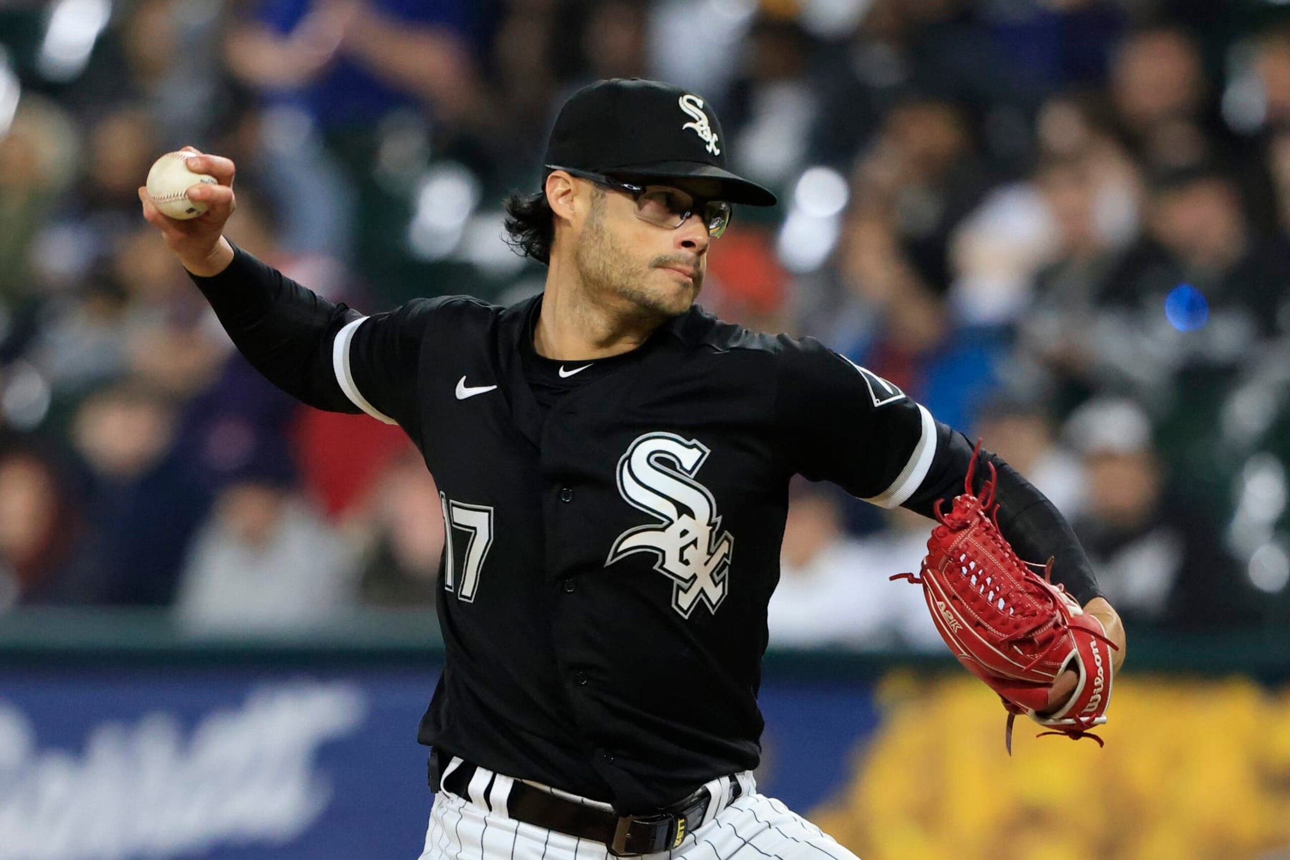 CHICAGO, ILLINOIS - MAY 16: Joe Kelly #17 of the Chicago White Sox throws a pitch during the ninth inning in the game against the Cleveland Guardians at Guaranteed Rate Field on May 16, 2023 in Chicago, Illinois. (Photo by Justin Casterline/Getty Images)