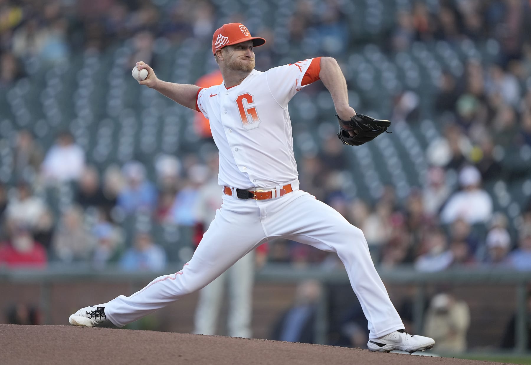 SAN FRANCISCO, CALIFORNIA - MAY 16: Alex Cobb #38 of the San Francisco Giants pitches against the Philadelphia Phillies in the top of the first inning at Oracle Park on May 16, 2023 in San Francisco, California. (Photo by Thearon W. Henderson/Getty Images)