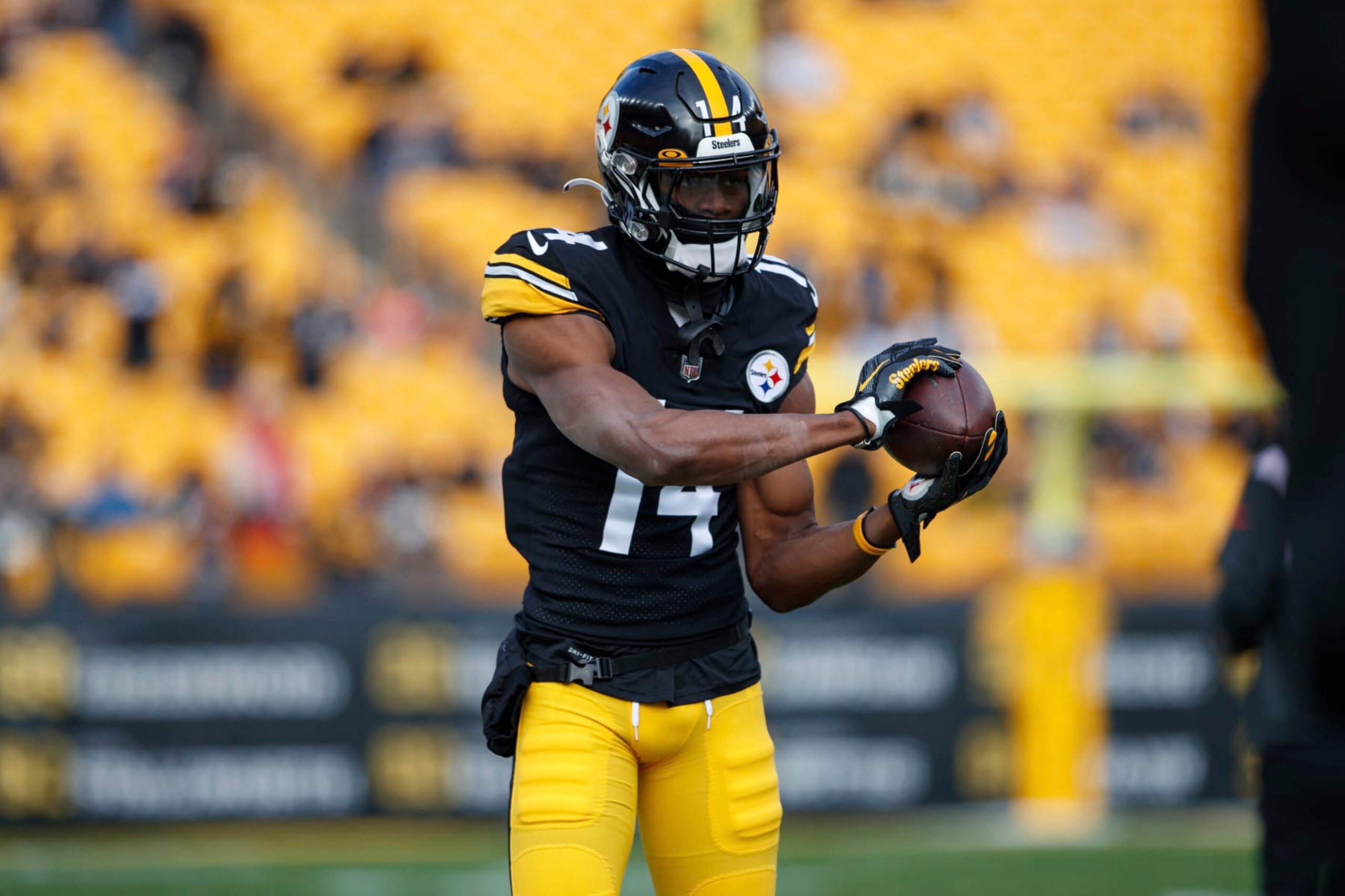 Pittsburgh Steelers wide receiver George Pickens (14) warms up before an NFL football game, Sunday, Jan. 8, 2023, in Pittsburgh, PA. (AP Photo/Matt Durisko)
