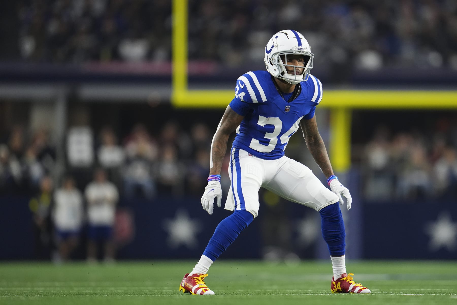 ARLINGTON, TX - DECEMBER 04: Isaiah Rodgers #34 of the Indianapolis Colts defends against the Dallas Cowboys at AT&T Stadium on December 4, 2022 in Arlington, Texas. (Photo by Cooper Neill/Getty Images)