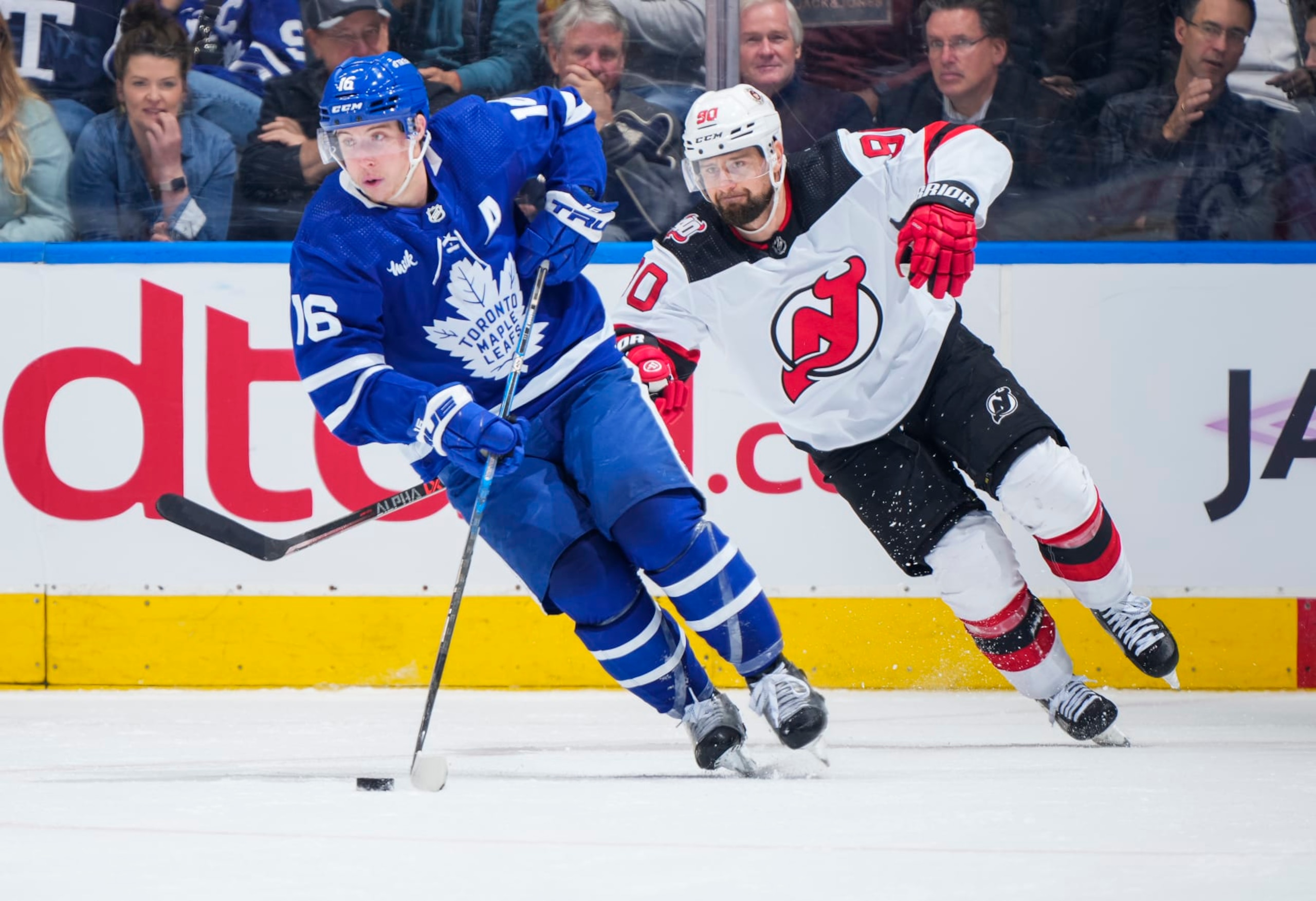 TORONTO, ON - NOVEMBER 17: Mitch Marner #16 of the Toronto Maple Leafs skates against the New Jersey Devils during the third period at the Scotiabank Arena on November 17, 2022 in Toronto, Ontario, Canada. (Photo by Mark Blinch/NHLI via Getty Images)
