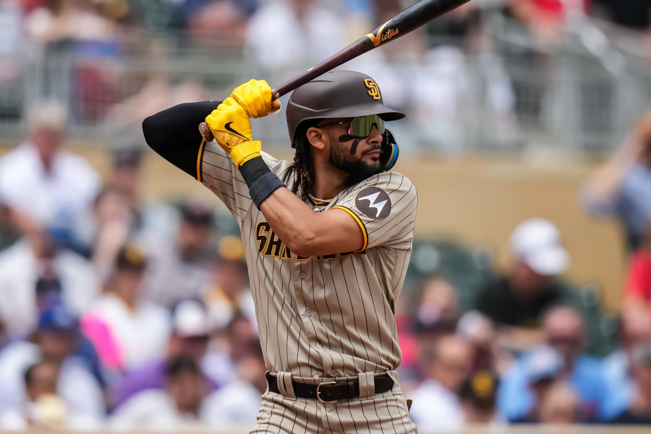 MINNEAPOLIS, MN - MAY 11: Fernando Tatis Jr. #23 of the San Diego Padres bats against the Minnesota Twins on May 11, 2023 at Target Field in Minneapolis, Minnesota. (Photo by Brace Hemmelgarn/Minnesota Twins/Getty Images)