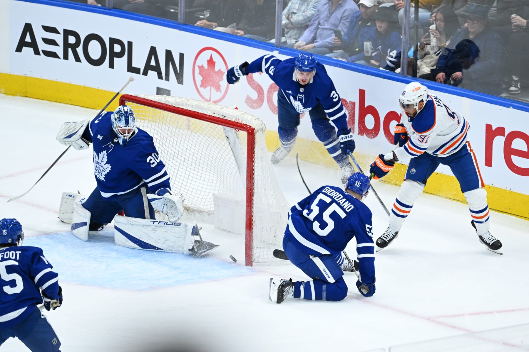TORONTO, ON - MARCH 11: Edmonton Oilers left wing Evander Kane (91) scores on the wrap around against Toronto Maple Leafs goaltender Matt Murray (30) in the first period during the NHL regular season game between the Edmonton Oilers and the Toronto Maple Leafs on March 11, 2023 at Scotiabank Arena in Toronto, ON. (Photo by Gavin Napier/Icon Sportswire via Getty Images)