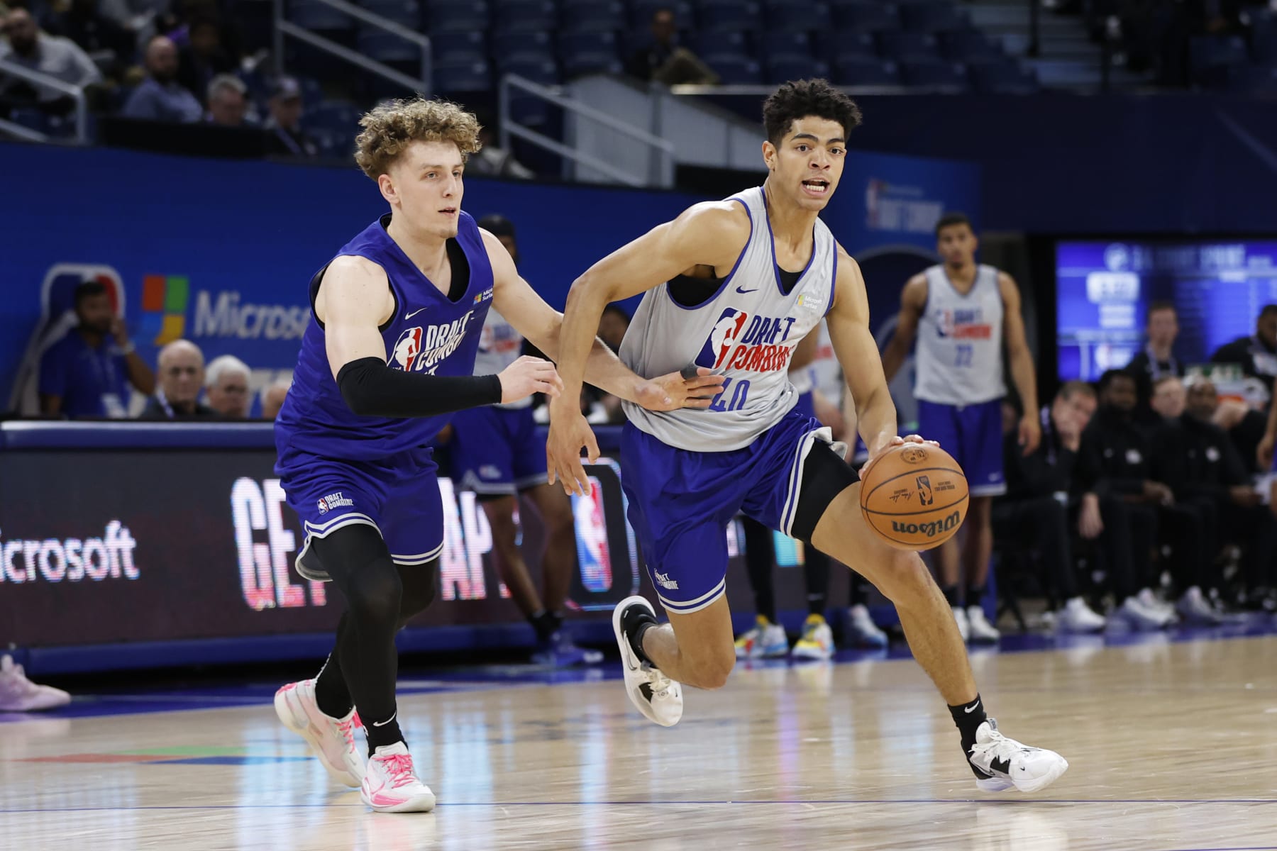 CHICAGO, IL - MAY 17: NBA Draft Prospect, Ben Sheppard #40 dribbles the ball during the 2023 NBA Combine at Wintrust Arena on May 17, 2023 in Chicago, Illinois. NOTE TO USER: User expressly acknowledges and agrees that, by downloading and or using this photograph, user is consenting to the terms and conditions of the Getty Images License Agreement. Mandatory Copyright Notice: Copyright 2023 NBAE (Photo by Kamil Krzaczynski/NBAE via Getty Images)