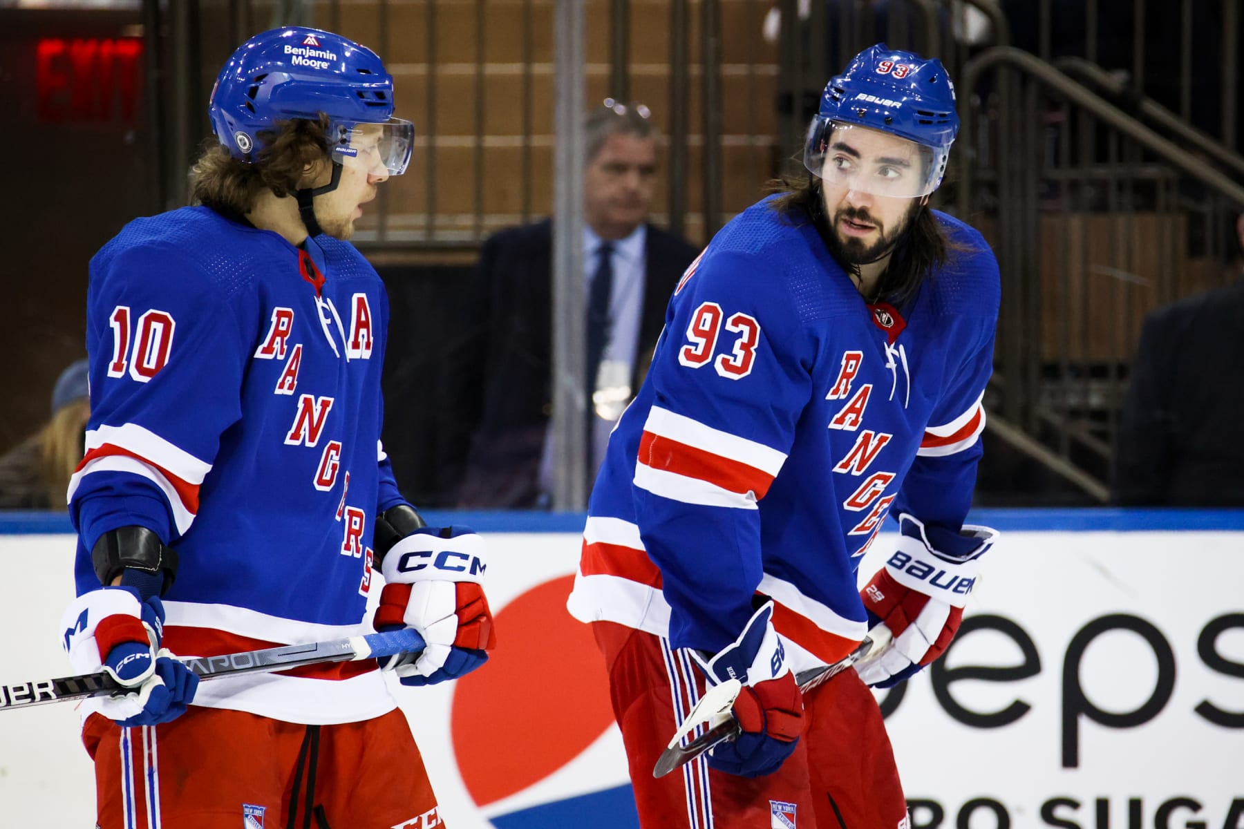 Can Artemi Panarin and Mika Zibanejad win more with a new coach next season?