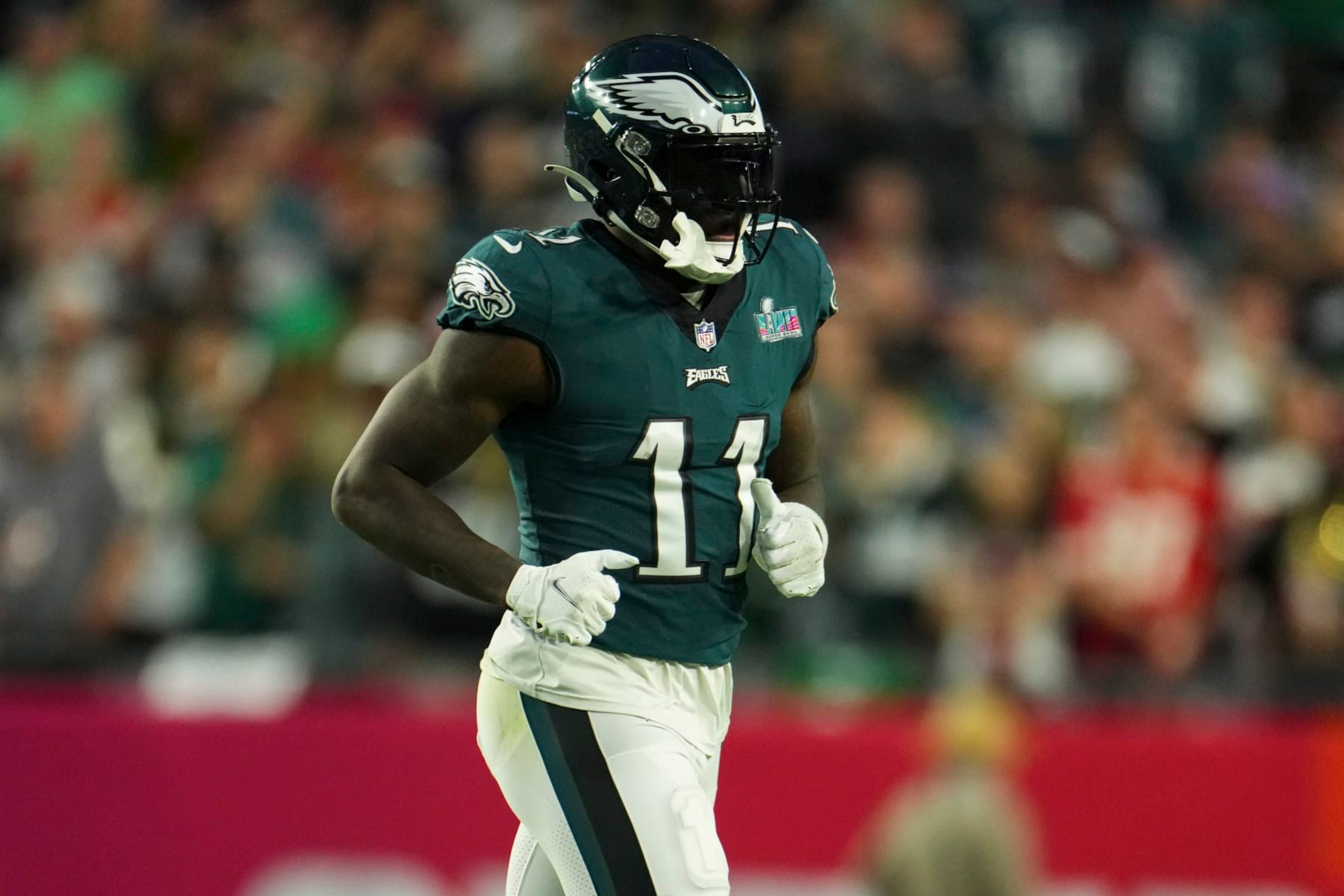 GLENDALE, AZ - FEBRUARY 12: A.J. Brown #11 of the Philadelphia Eagles gets set against the Kansas City Chiefs after Super Bowl LVII at State Farm Stadium on February 12, 2023 in Glendale, Arizona. The Chiefs defeated the Eagles 38-35. (Photo by Cooper Neill/Getty Images) GLENDALE, AZ - FEBRUARY 12: A.J. Brown #11 of the Philadelphia Eagles gets set against the Kansas City Chiefs after Super Bowl LVII at State Farm Stadium on February 12, 2023 in Glendale, Arizona. The Chiefs defeated the Eagles 38-35. (Photo by Cooper Neill/Getty Images)