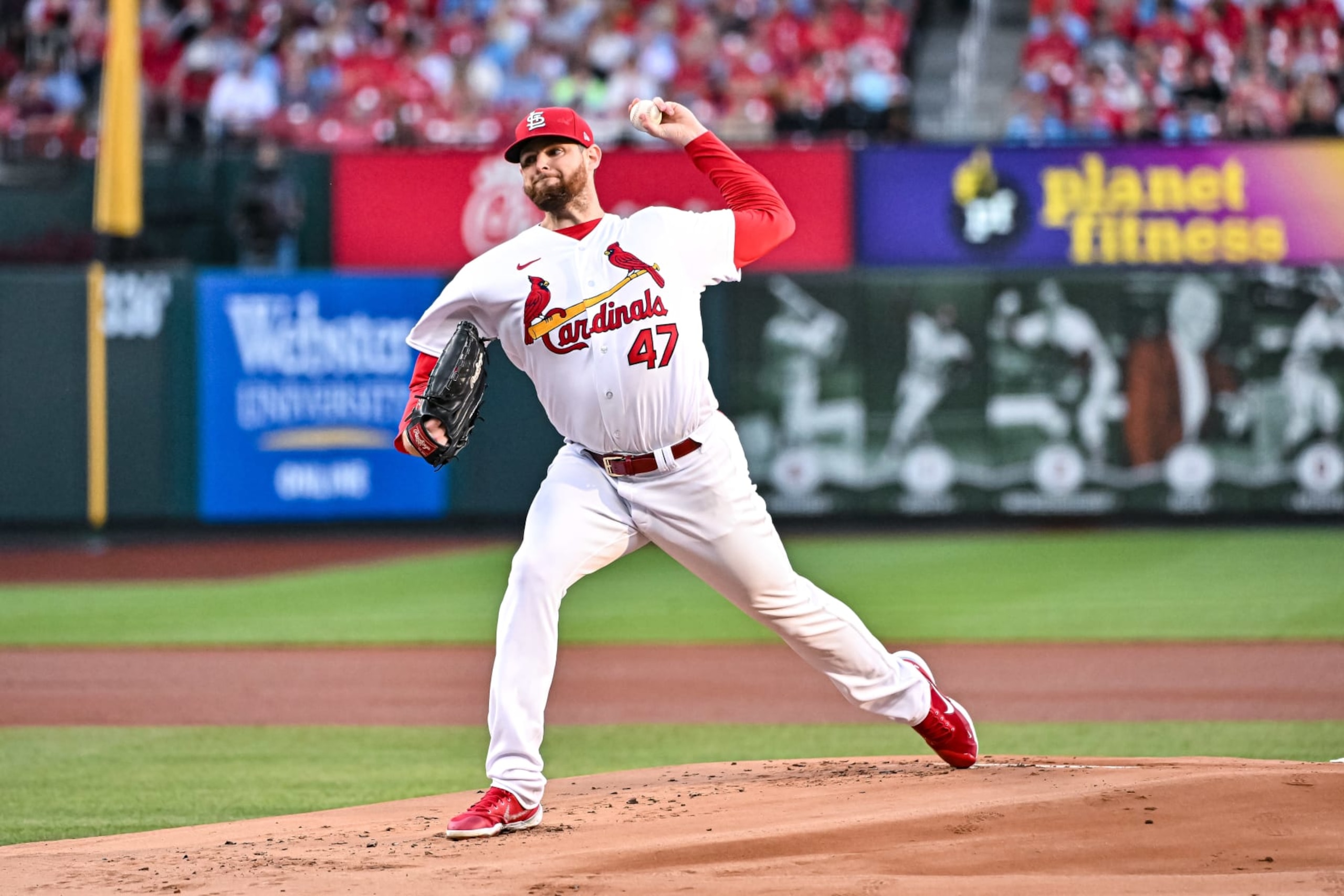 ST. LOUIS, MO - MAY 16: St. Louis Cardinals starting pitcher Jordan Montgomery (47) throws a pitch during a game between the Milwaukee Brewers and the St. Louis Cardinals on May 16, 2022, at Busch Stadium in St. Louis MO (Photo by Rick Ulreich/Icon Sportswire via Getty Images)