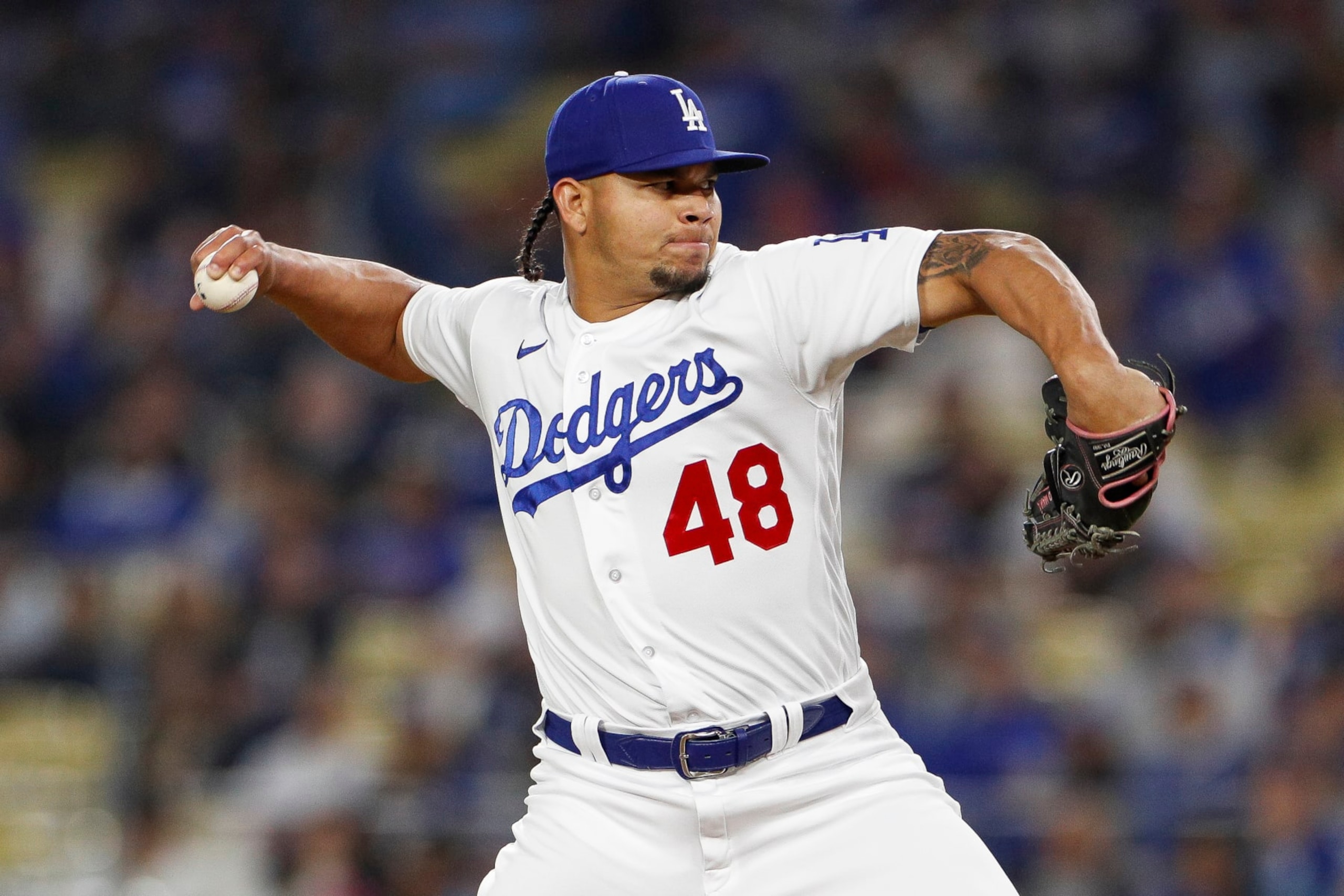 LOS ANGELES, CA - APRIL 29: Los Angeles Dodgers relief pitcher Brusdar Graterol (48) throws to the plate during a regular season game between the St. Louis Cardinals and Los Angeles Dodgers on April 29, 2023 at Dodger Stadium in Los Angeles, CA. (Photo by Brandon Sloter/Icon Sportswire via Getty Images)