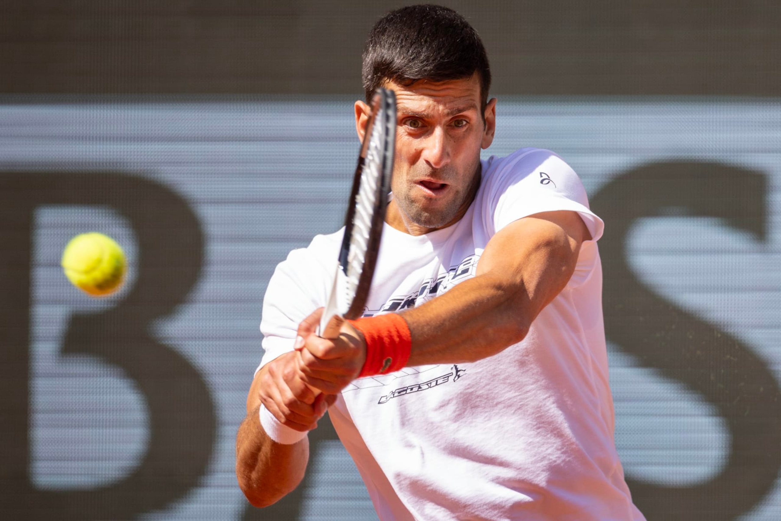 PARIS, FRANCE - MAY 25.  Novak Djokovic of Serbia during practice on Court Philippe Chatrier in preparation for the 2023 French Open Tennis Tournament at Roland Garros on May 25, 2023, in Paris, France. (Photo by Tim Clayton/Corbis via Getty Images)