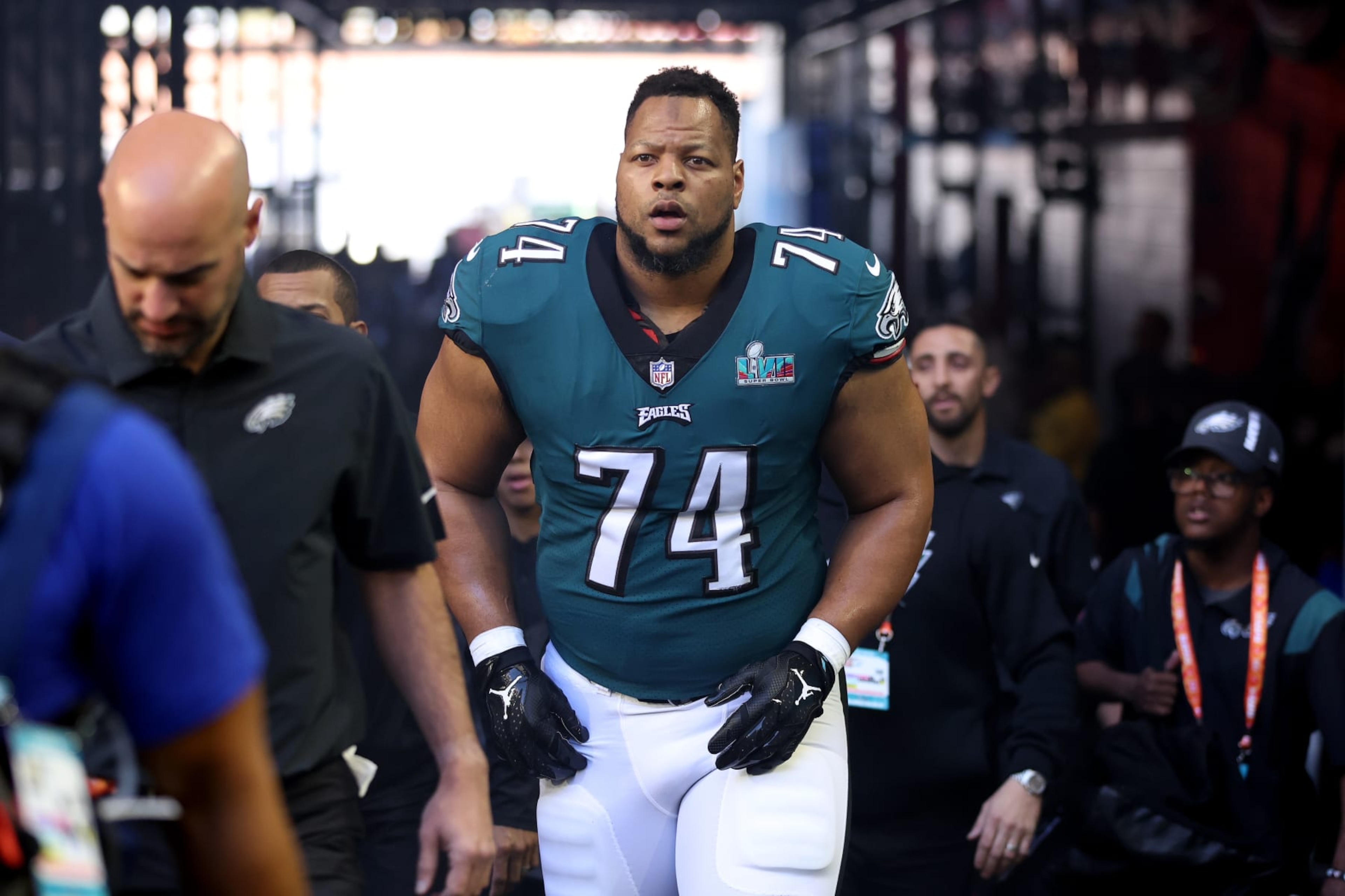 GLENDALE, ARIZONA - FEBRUARY 12: Ndamukong Suh #74 of the Philadelphia Eagles takes the field prior to playing the Kansas City Chiefs in Super Bowl LVII at State Farm Stadium on February 12, 2023 in Glendale, Arizona. (Photo by Christian Petersen/Getty Images) GLENDALE, ARIZONA - FEBRUARY 12: Ndamukong Suh #74 of the Philadelphia Eagles takes the field prior to playing the Kansas City Chiefs in Super Bowl LVII at State Farm Stadium on February 12, 2023 in Glendale, Arizona. (Photo by Christian Petersen/Getty Images)