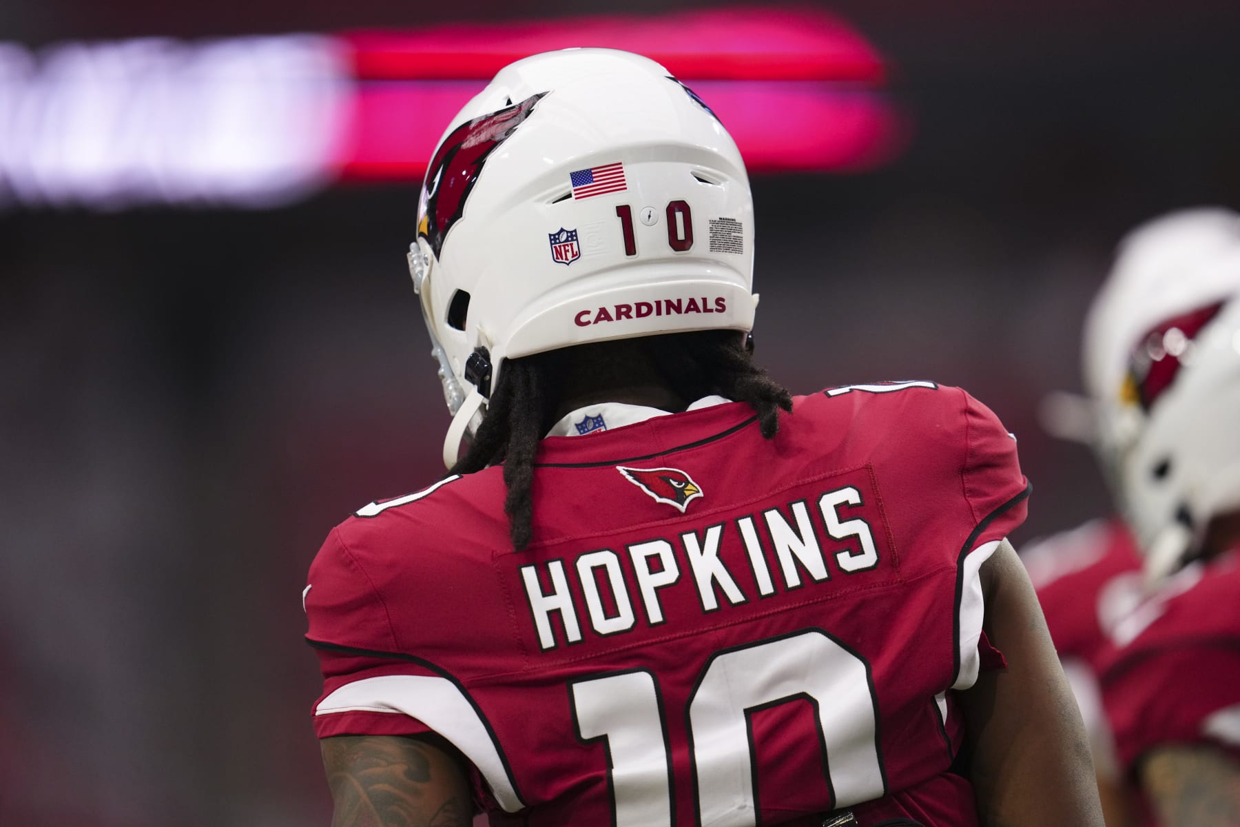 GLENDALE, ARIZONA - AUGUST 20: DeAndre Hopkins #10 of the Arizona Cardinals looks on during warm ups prior to the NFL game against the Kansas City Chiefs at State Farm Stadium on August 20, 2021 in Glendale, Arizona. (Photo by Cooper Neill/Getty Images)