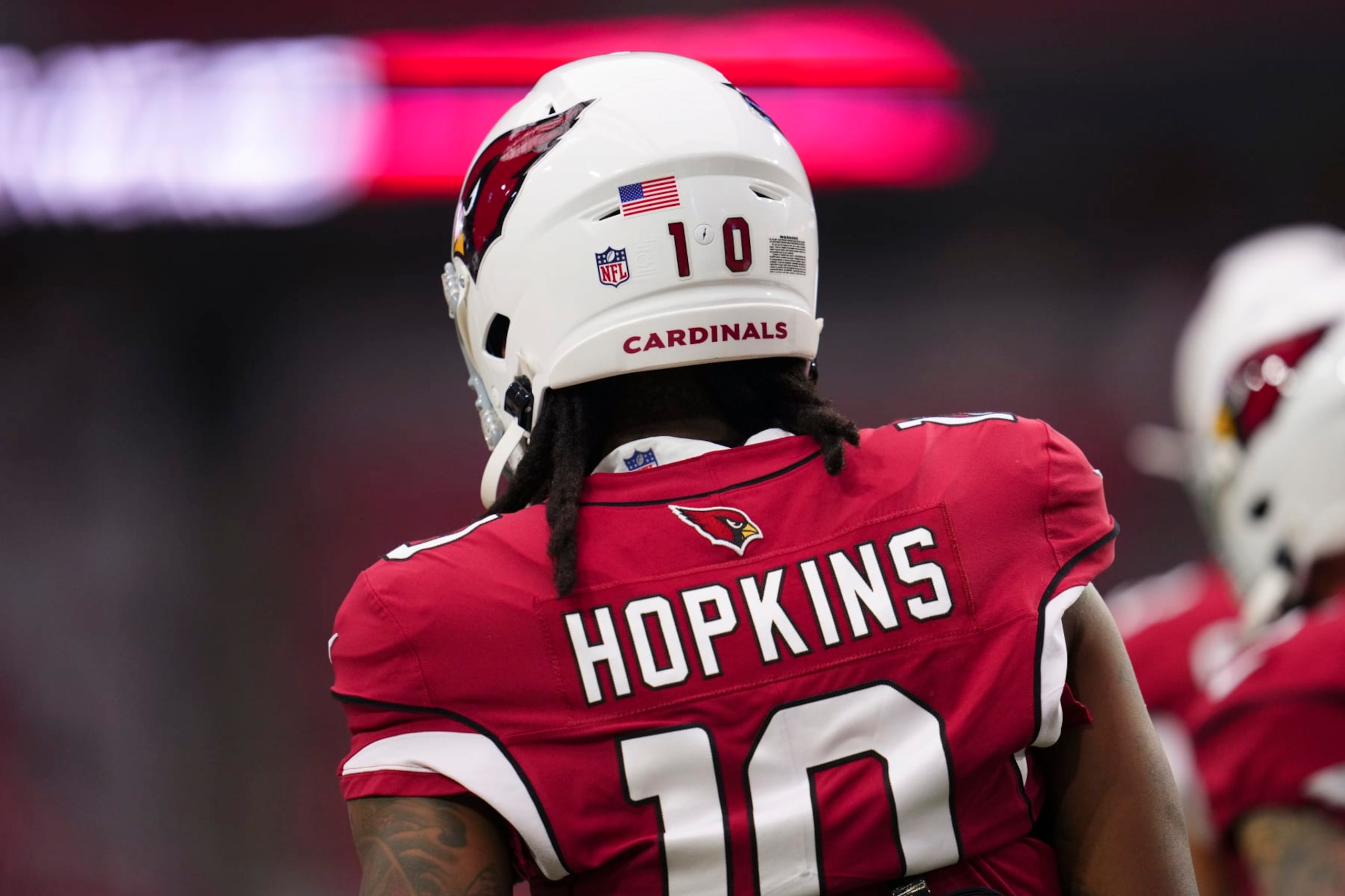 GLENDALE, ARIZONA - AUGUST 20: DeAndre Hopkins #10 of the Arizona Cardinals looks on during warm ups prior to the NFL game against the Kansas City Chiefs at State Farm Stadium on August 20, 2021 in Glendale, Arizona. (Photo by Cooper Neill/Getty Images)