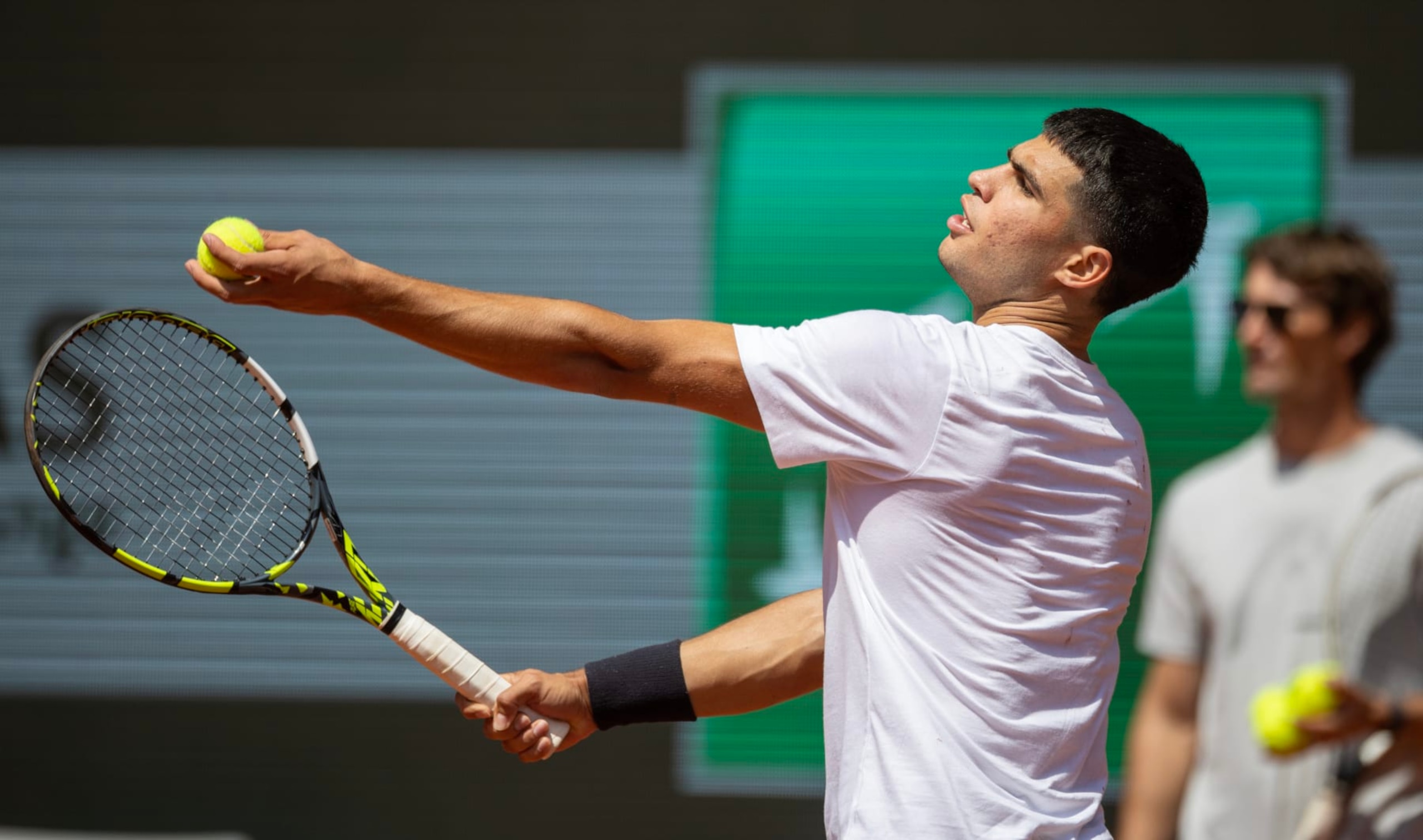 PARIS, FRANCE - MAY 26. Carlos Alcaraz of Spain during practice on Court Philippe Chatrier in preparation for the 2023 French Open Tennis Tournament at Roland Garros on May 26, 2023, in Paris, France. (Photo by Tim Clayton/Corbis via Getty Images) PARIS, FRANCE - MAY 26. Carlos Alcaraz of Spain during practice on Court Philippe Chatrier in preparation for the 2023 French Open Tennis Tournament at Roland Garros on May 26, 2023, in Paris, France. (Photo by Tim Clayton/Corbis via Getty Images)