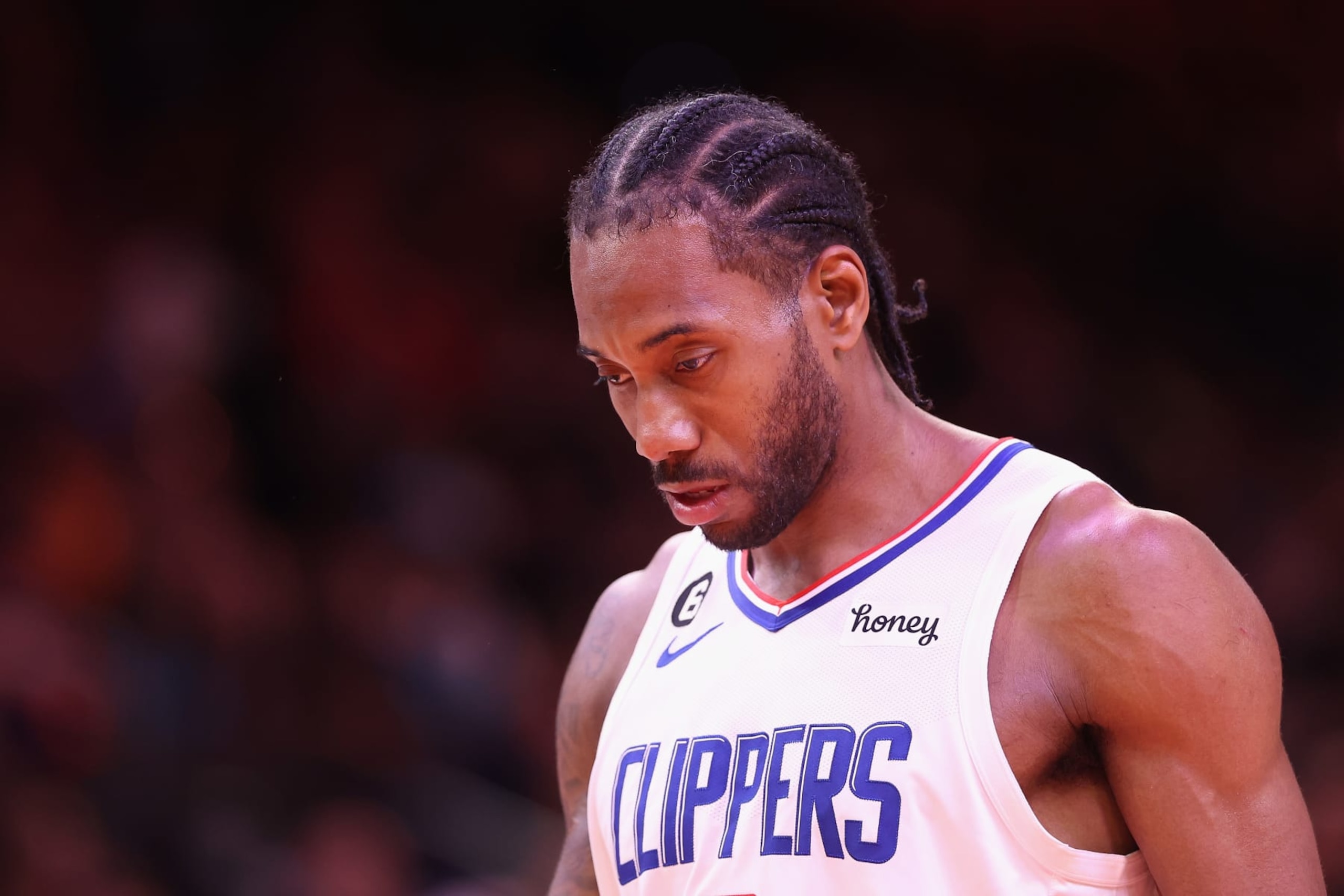 PHOENIX, ARIZONA - APRIL 18: Kawhi Leonard #2 of the LA Clippers during the second half of Game Two of the Western Conference First Round Playoffs at Footprint Center on April 18, 2023 in Phoenix, Arizona. The Suns defeated the Clippers 123-109. NOTE TO USER: User expressly acknowledges and agrees that, by downloading and or using this photograph, User is consenting to the terms and conditions of the Getty Images License Agreement.  (Photo by Christian Petersen/Getty Images)