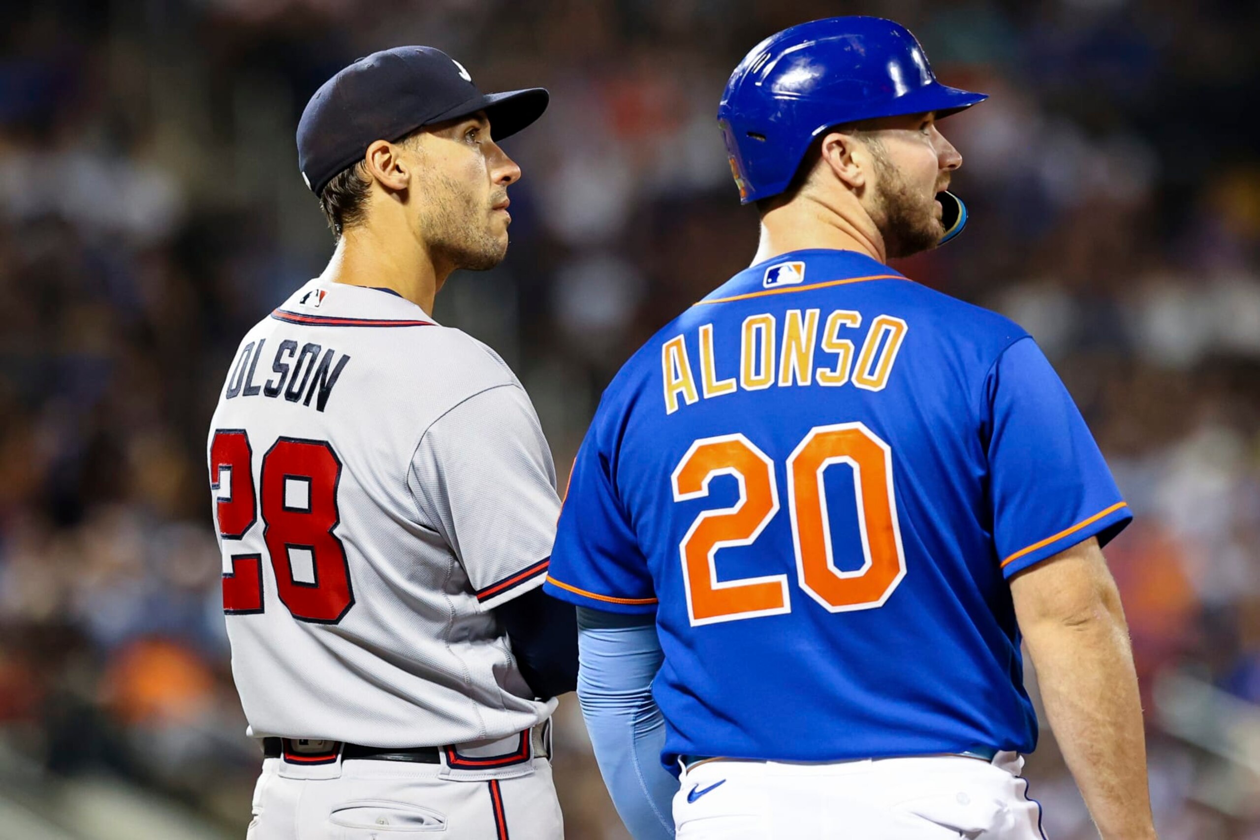 Atlanta's Matt Olson (L) and New York's Pete Alonso (R)