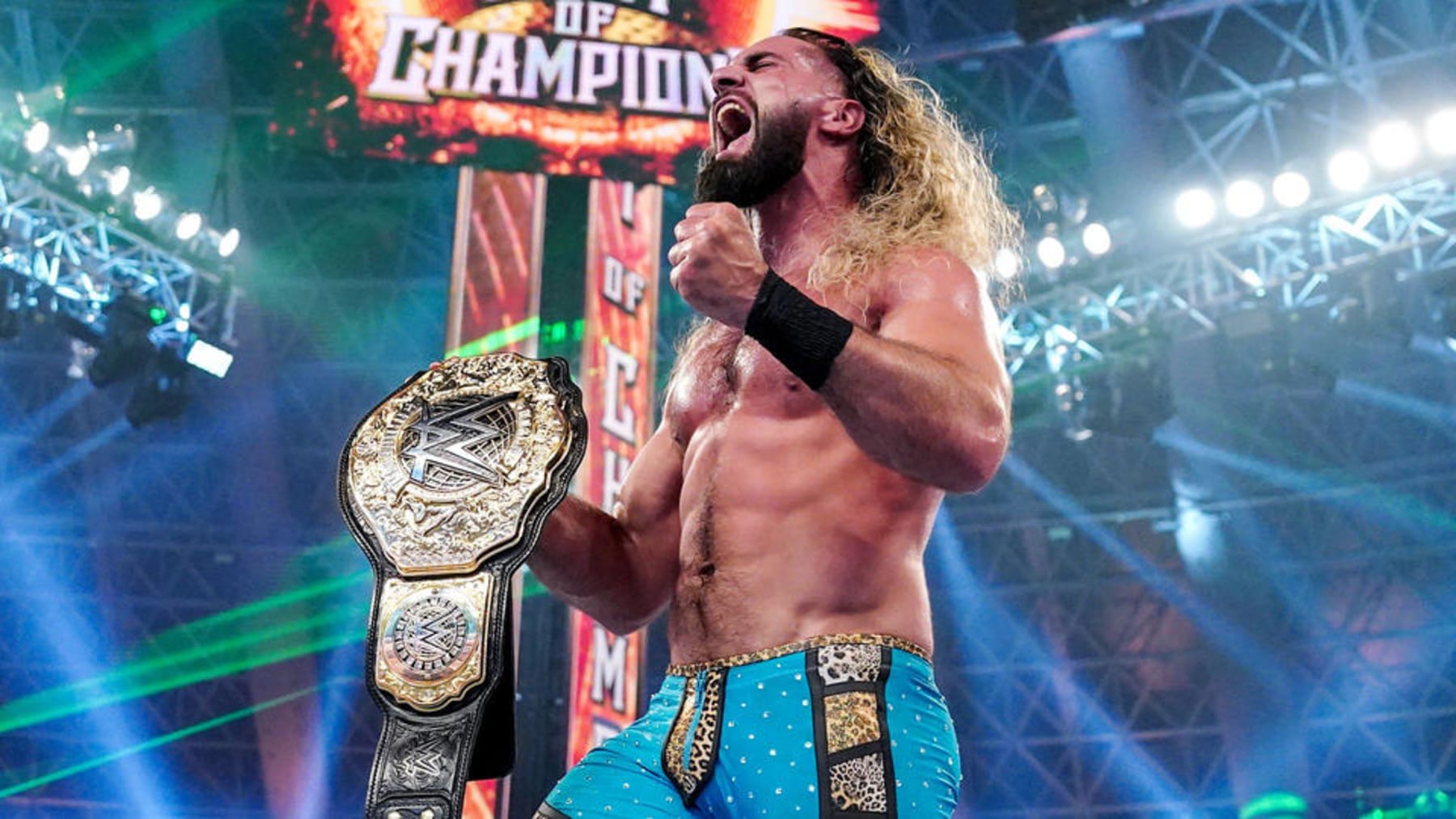 Seth Rollins with the World Heavyweight Championship.