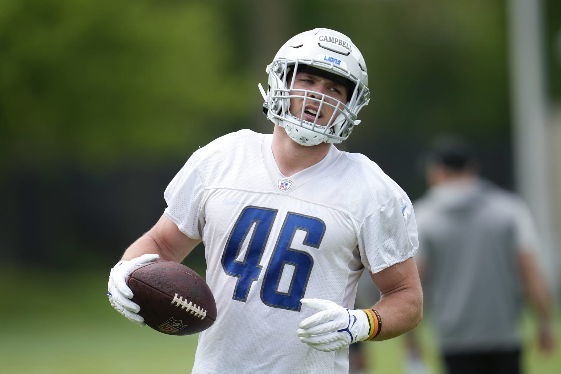 Detroit Lions linebacker Jack Campbell runs during an NFL football rookie minicamp practice in Allen Park, Mich., Saturday, May 13, 2023. (AP Photo/Paul Sancya)