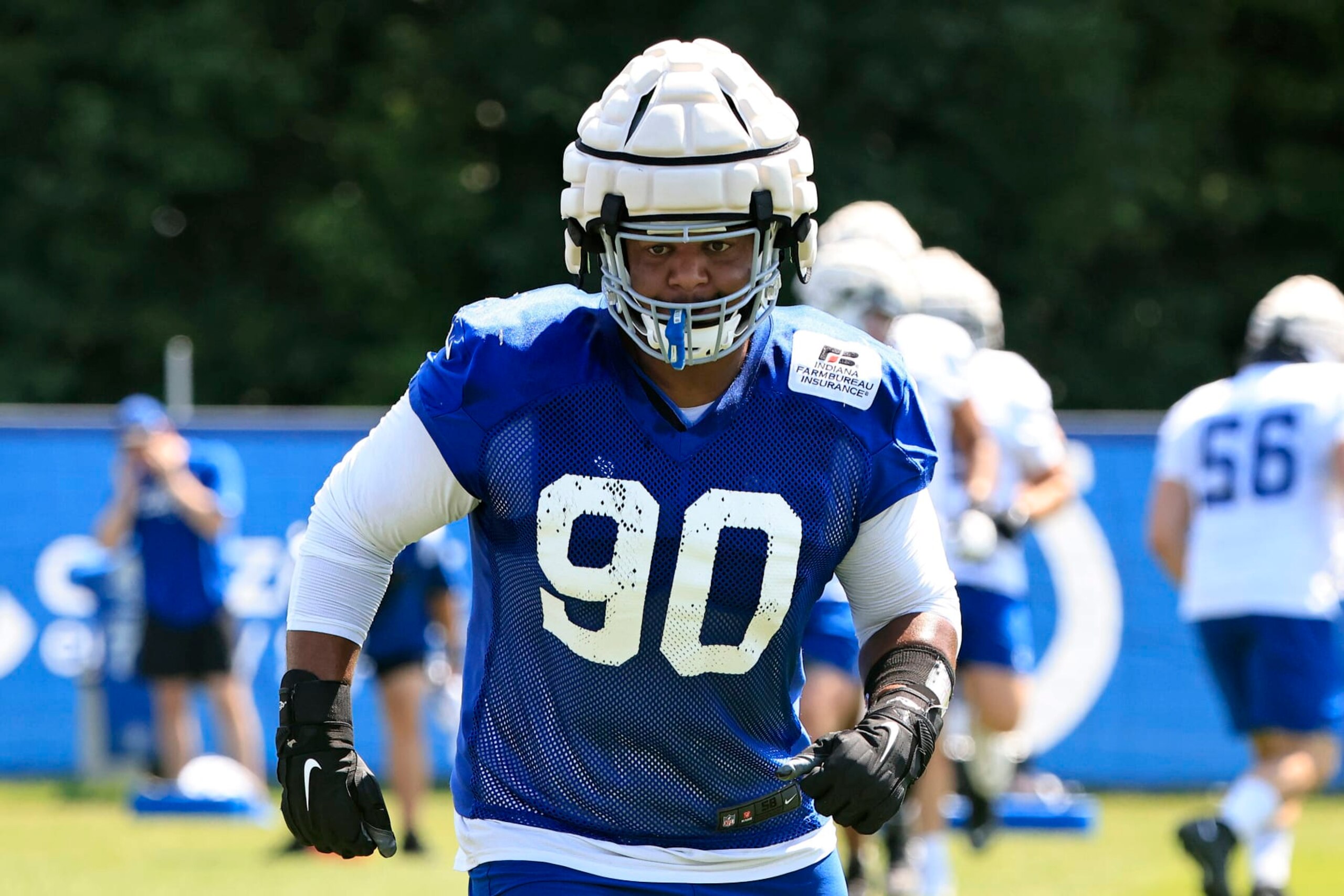 Colts defensive tackle Grover Stewart
