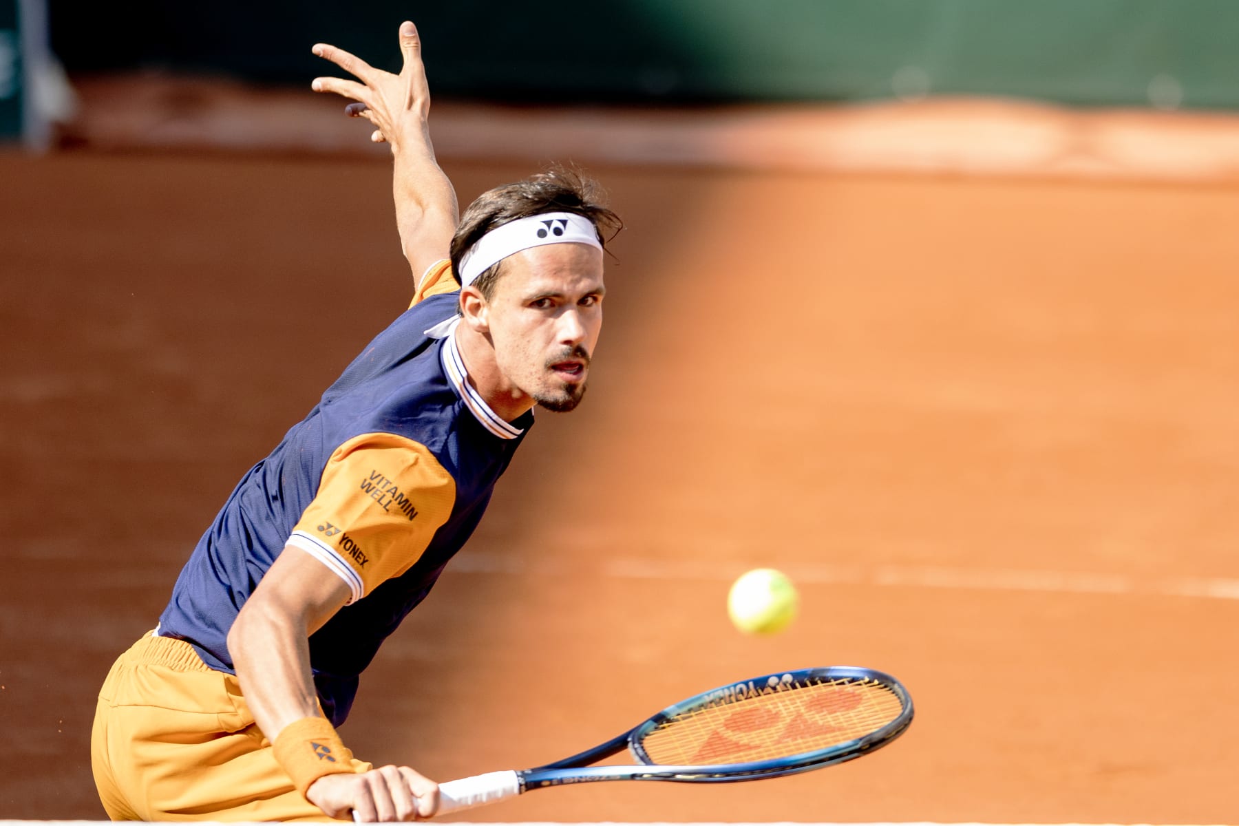 PARIS, FRANCE - JUNE 1.  Daniel Altmaier of Germany in action against Jannik Sinner of Italy in the second round of the singles competition on Court Suzanne Lenglen during the 2023 French Open Tennis Tournament at Roland Garros on June 1st, 2023, in Paris, France. (Photo by Tim Clayton/Corbis via Getty Images)