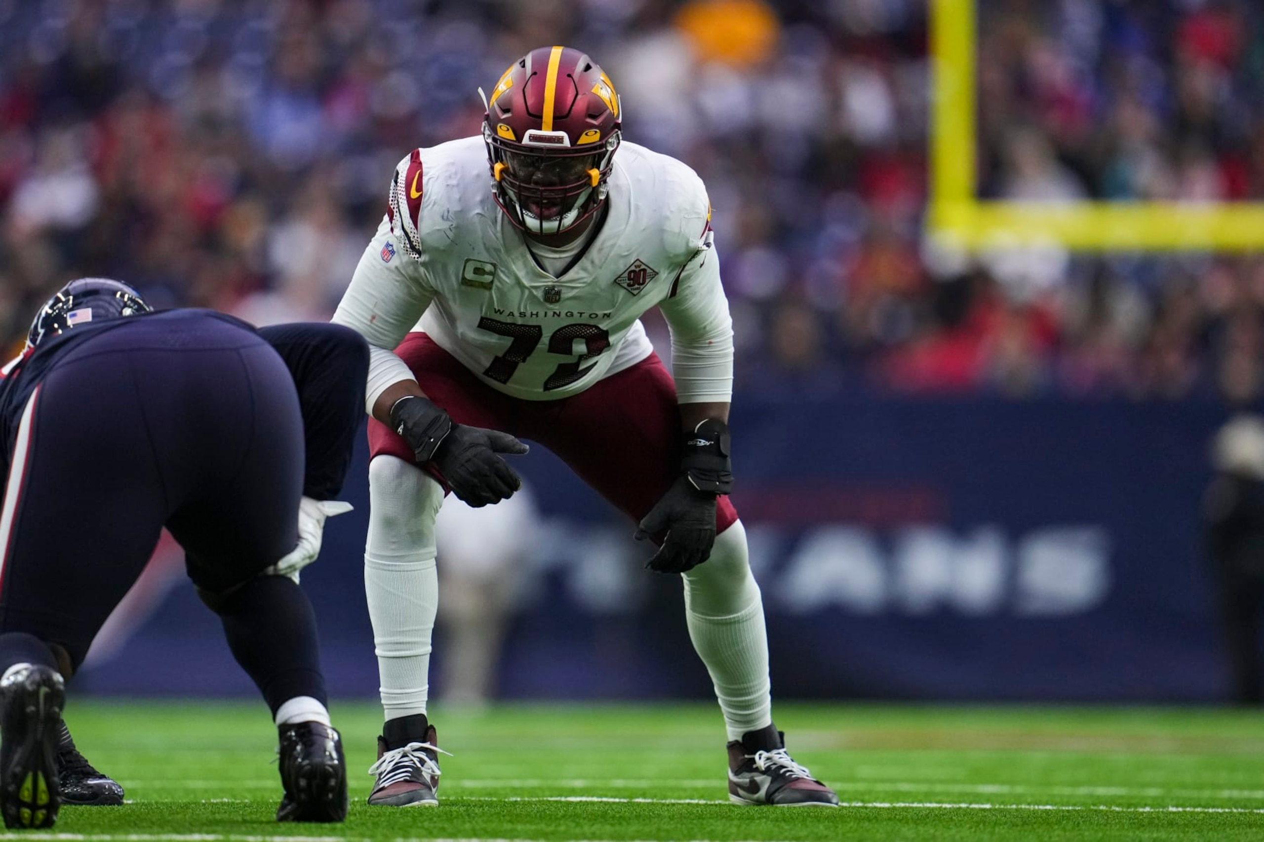 Commanders OT Charles Leno Jr. 
