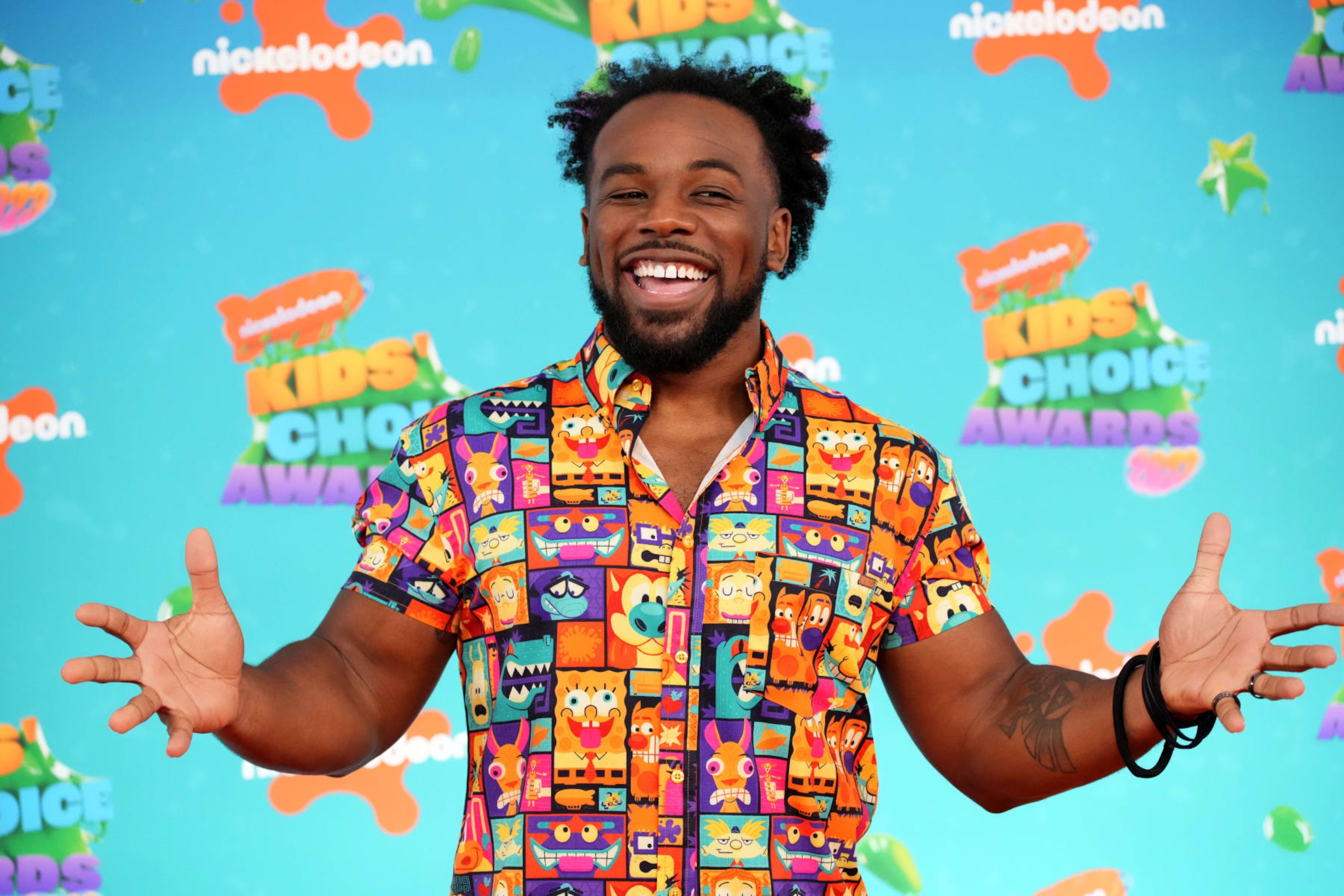 LOS ANGELES, CALIFORNIA - MARCH 04: Xavier Woods attends Nickelodeon's 2023 Kids' Choice Awards at Microsoft Theater on March 04, 2023 in Los Angeles, California. (Photo by Jeff Kravitz/FilmMagic)