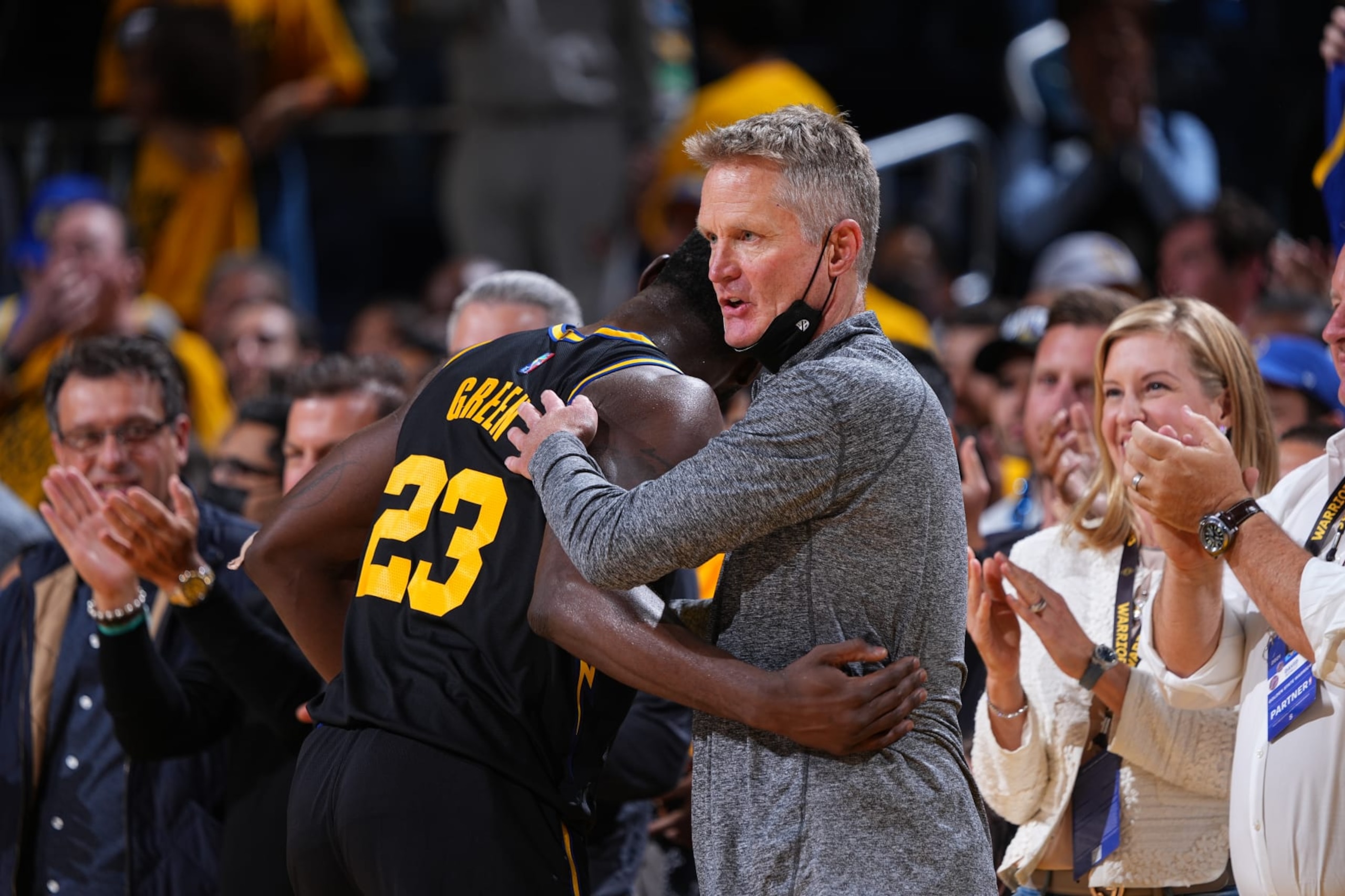 SAN FRANCISCO, CA - MAY 26: Draymond Green #23 and Head Coach Steve Kerr of the Golden State Warriors embrace during Game 5 of the 2022 NBA Playoffs Western Conference Finals on May 26, 2022 at Chase Center in San Francisco, California. NOTE TO USER: User expressly acknowledges and agrees that, by downloading and or using this photograph, user is consenting to the terms and conditions of Getty Images License Agreement. Mandatory Copyright Notice: Copyright 2022 NBAE (Photo by Garrett Ellwood/NBAE via Getty Images)