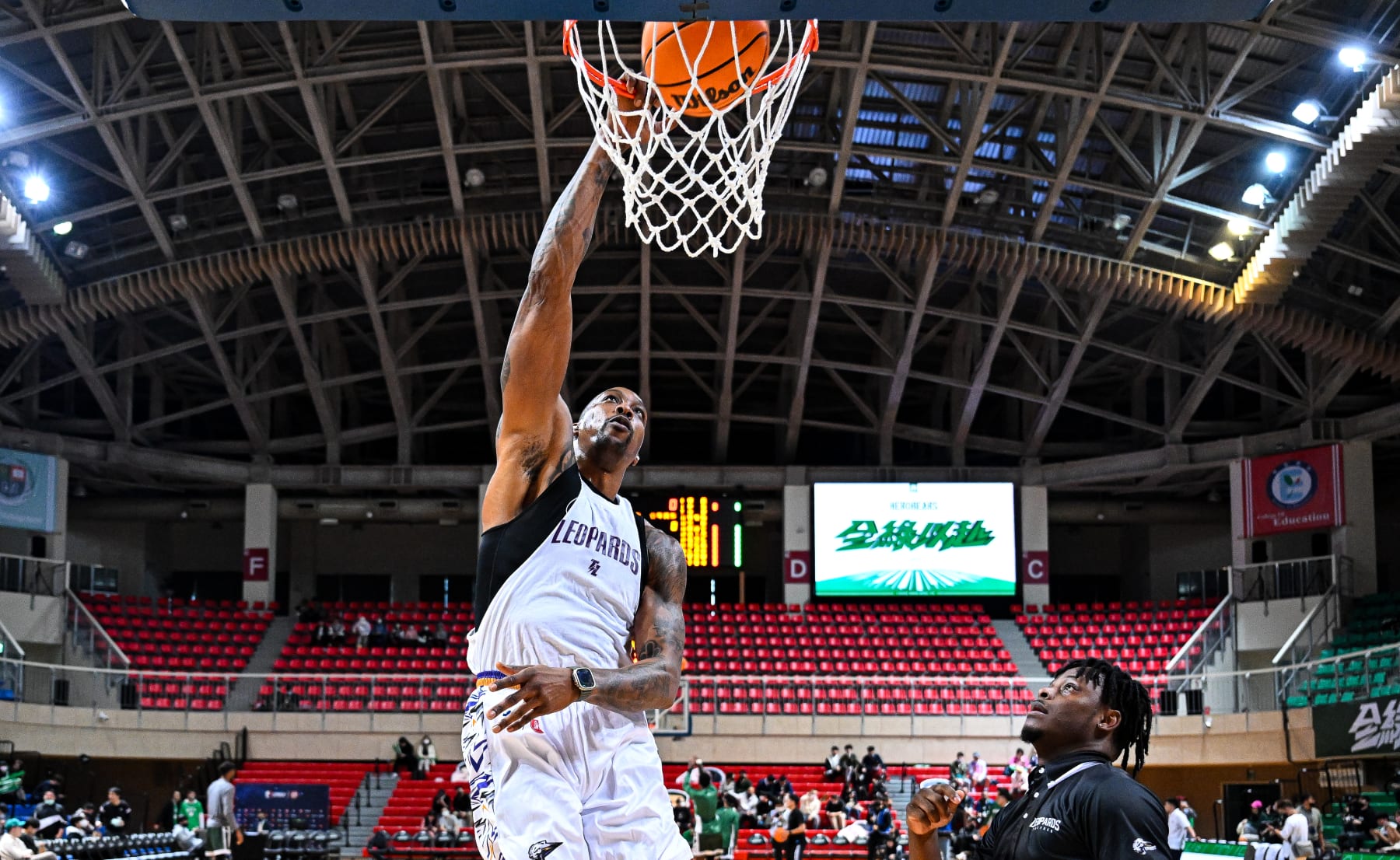 TAIPEI, TAIWAN - FEBRUARY 19: Dwight Howard #12 of the Taoyuan Leopards warms up prior to the T1 League game between TaiwanBeer HeroBears and Taoyuan Leopards at University of Taipei Tianmu Gymnasium on February 19, 2023 in Taipei, Taiwan. (Photo by Gene Wang/Getty Images)