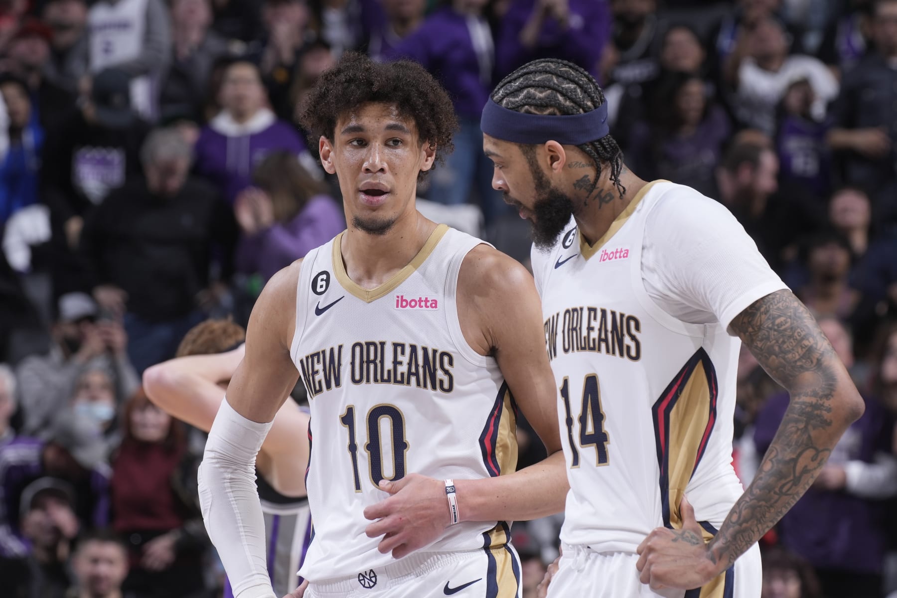 Jaxson Hayes, left, and Brandon Ingram