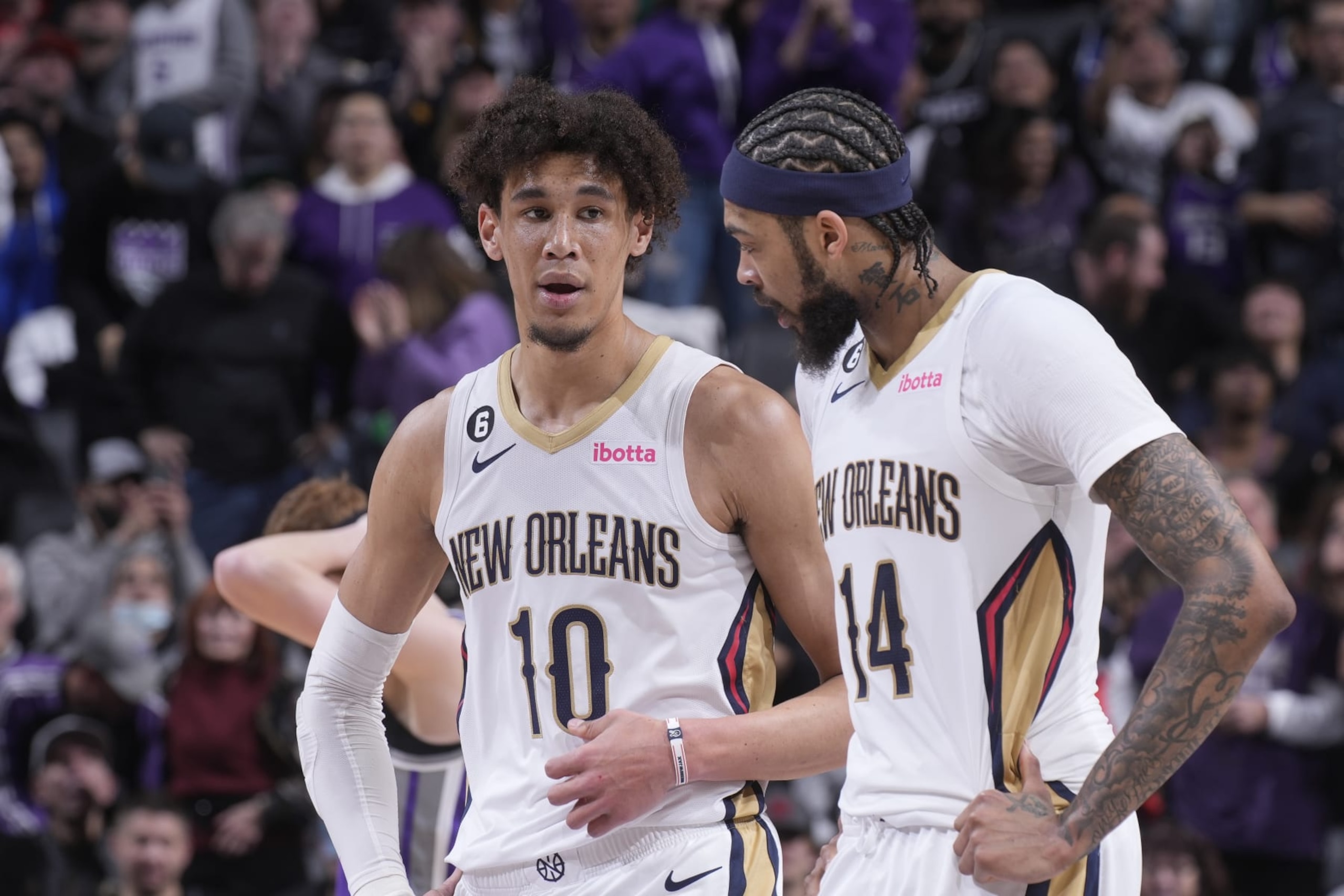 Jaxson Hayes, left, and Brandon Ingram