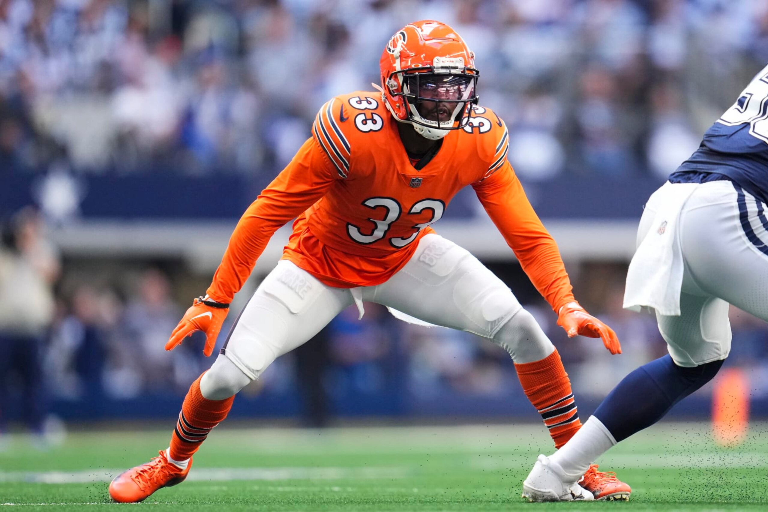 ARLINGTON, TX - OCTOBER 30: Jaylon Johnson #33 of the Chicago Bears defends against the Dallas Cowboys at AT&T Stadium on October 30, 2022 in Arlington, Texas. (Photo by Cooper Neill/Getty Images)