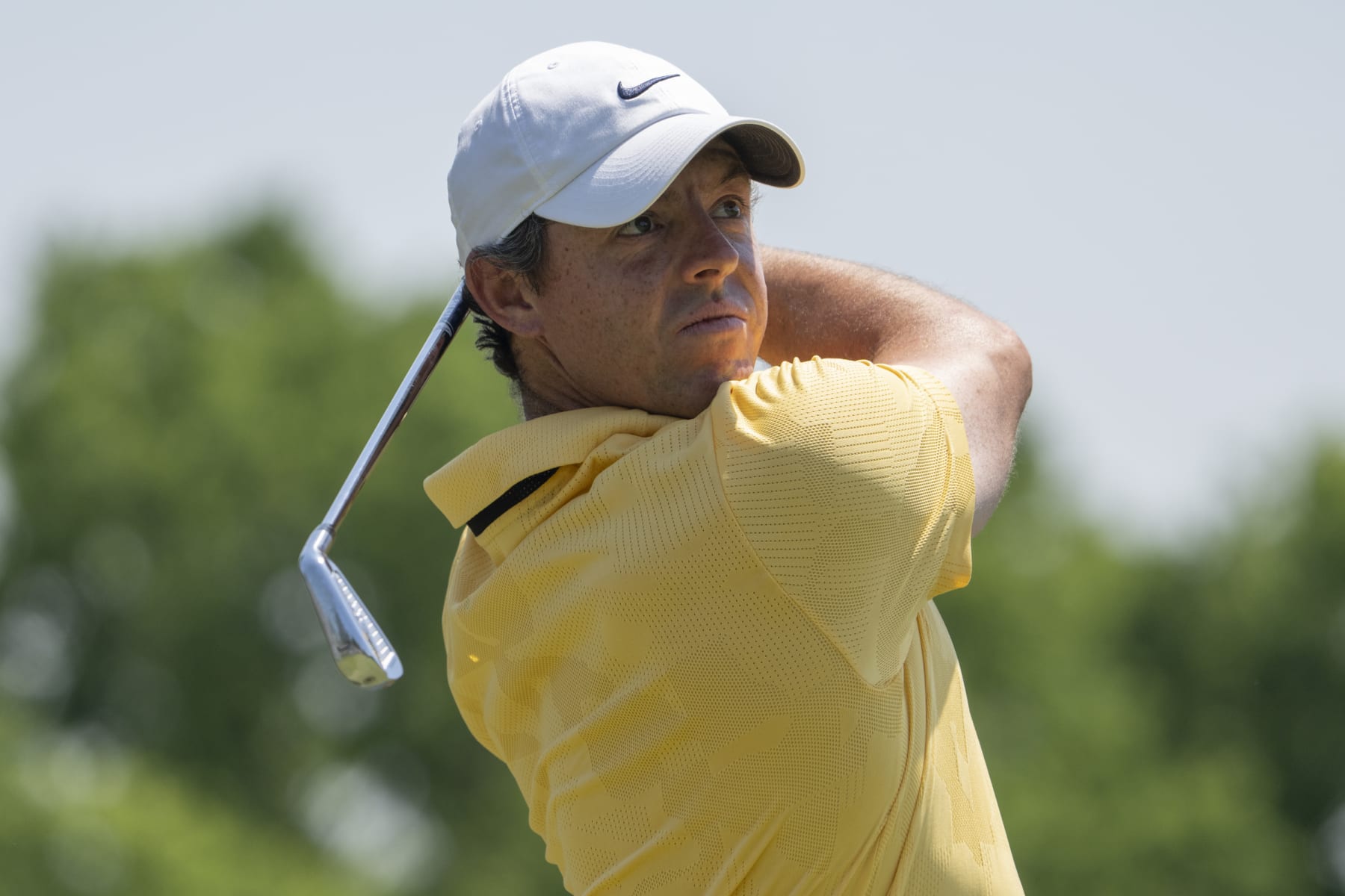 DUBLIN, OH - JUNE 04: Rory McIlroy tees off during the Final Round of the the Memorial Tournament presented by Workday at Muirfield Village Golf Club in Dublin, Ohio on June 4, 2023.(Photo by Jason Mowry/Icon Sportswire via Getty Images)
