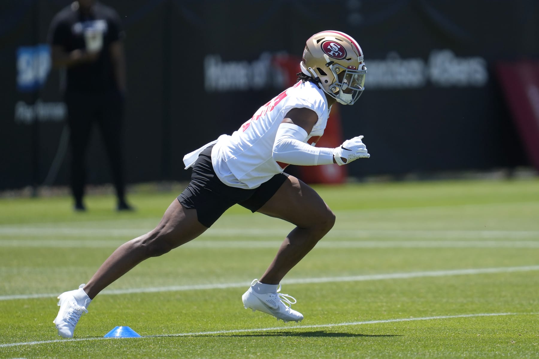 San Francisco 49ers' Ji'Ayir Brown takes part in an NFL football rookie minicamp session in Santa Clara, Calif., Friday, May 12, 2023. (AP Photo/Jeff Chiu)